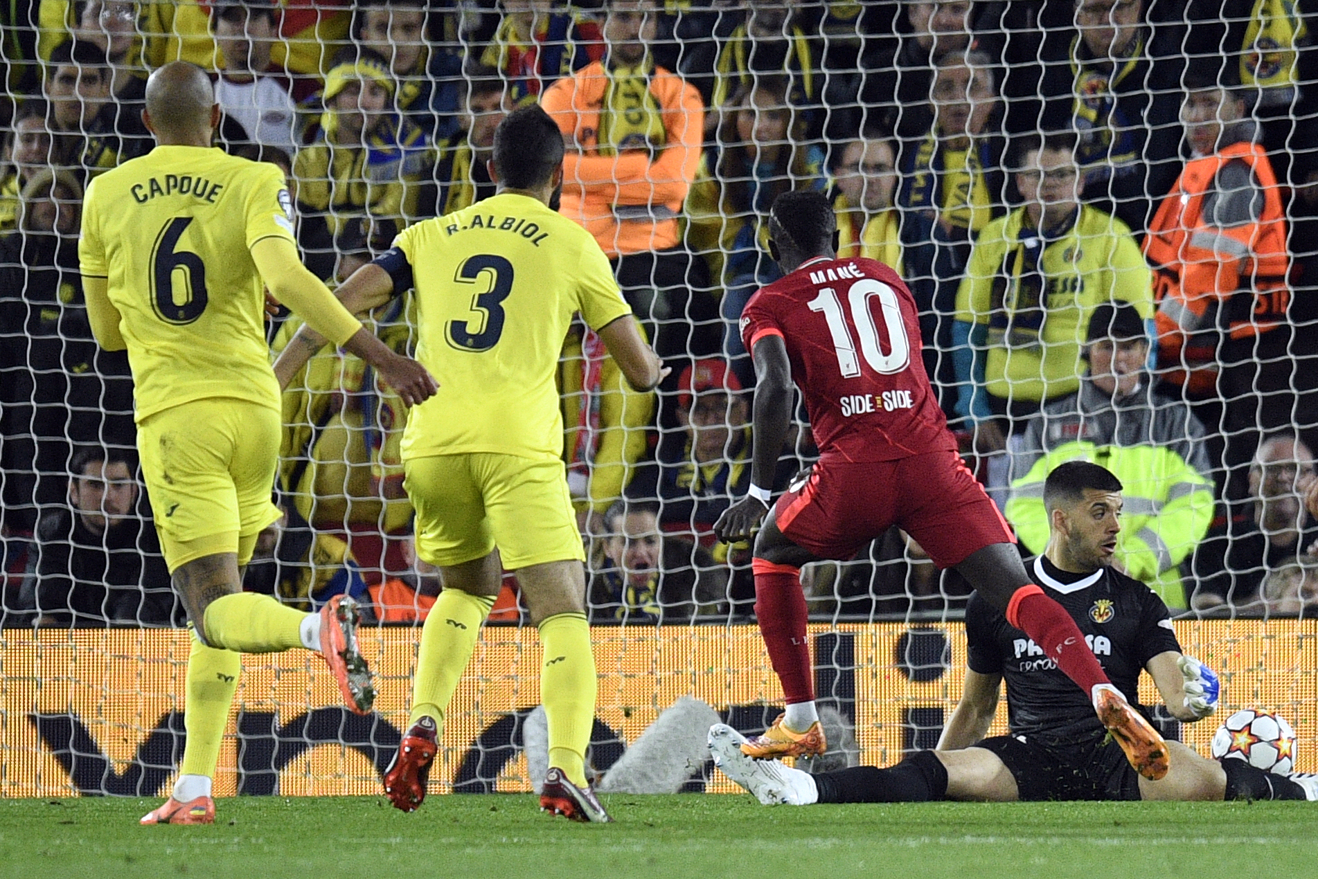 2-0-ra verte a Liverpool a Villarrealt a BL-elődöntő első meccsén