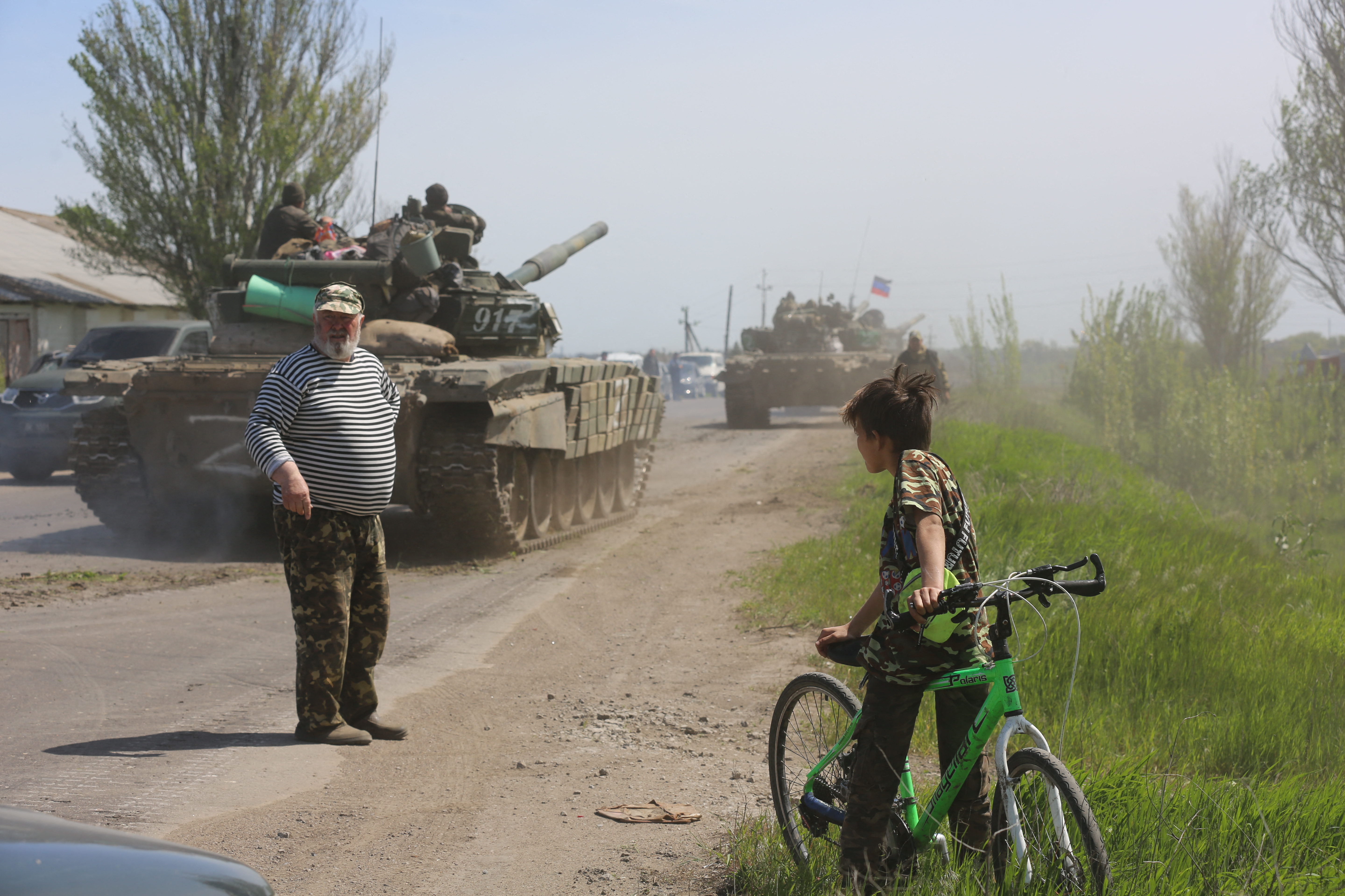 Harctéri helyzet: az ukránok haladnak a határ felé északon, Harkivnál, visszavonultak délen, Popásznánál