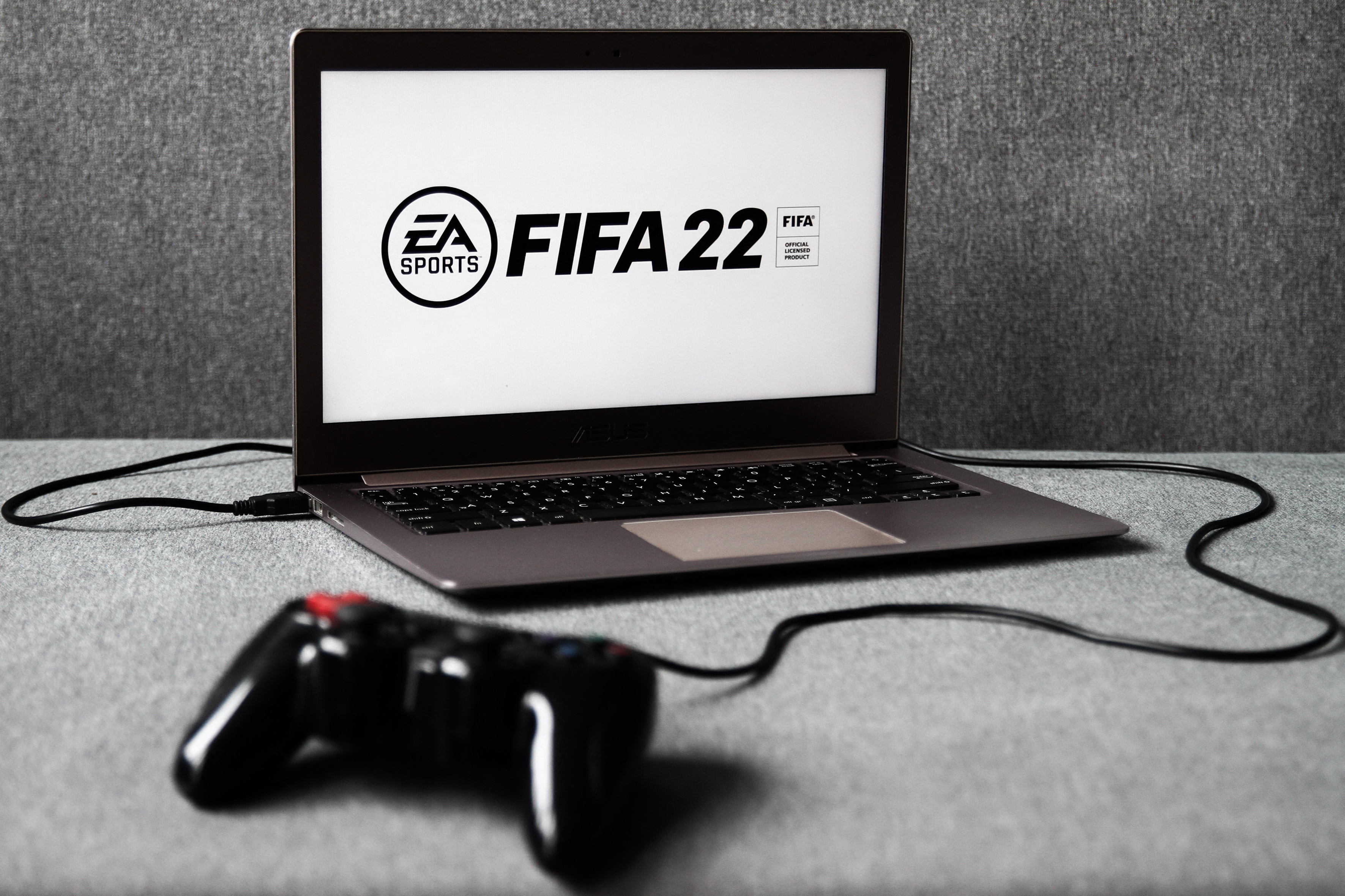 Egy korszak vége: befejezi a FIFA-focijátékok gyártását az EA Sports