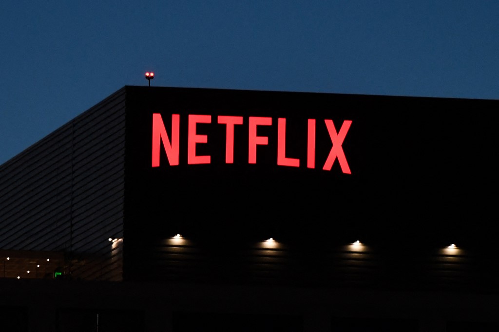 Majdnem egymillió előfizetőt veszített a Netflix