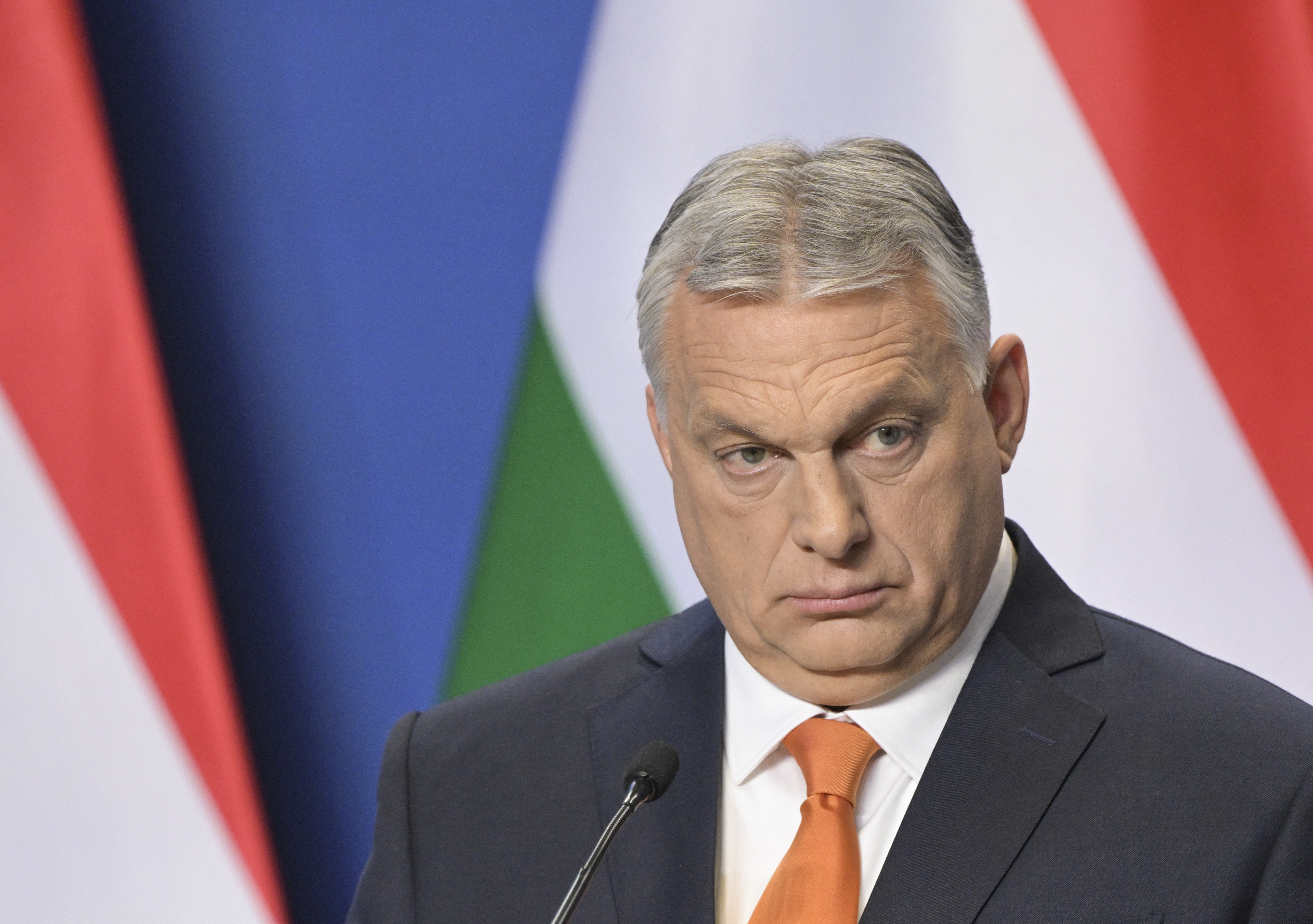 Az EU megvitatja, hogy enyhítsen-e az orosz olajembargón a magyar ellenállás miatt