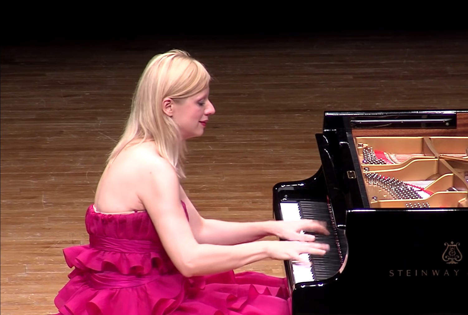 A Margitszigeti Színház lemondta egy putyinista zongorista fellépését