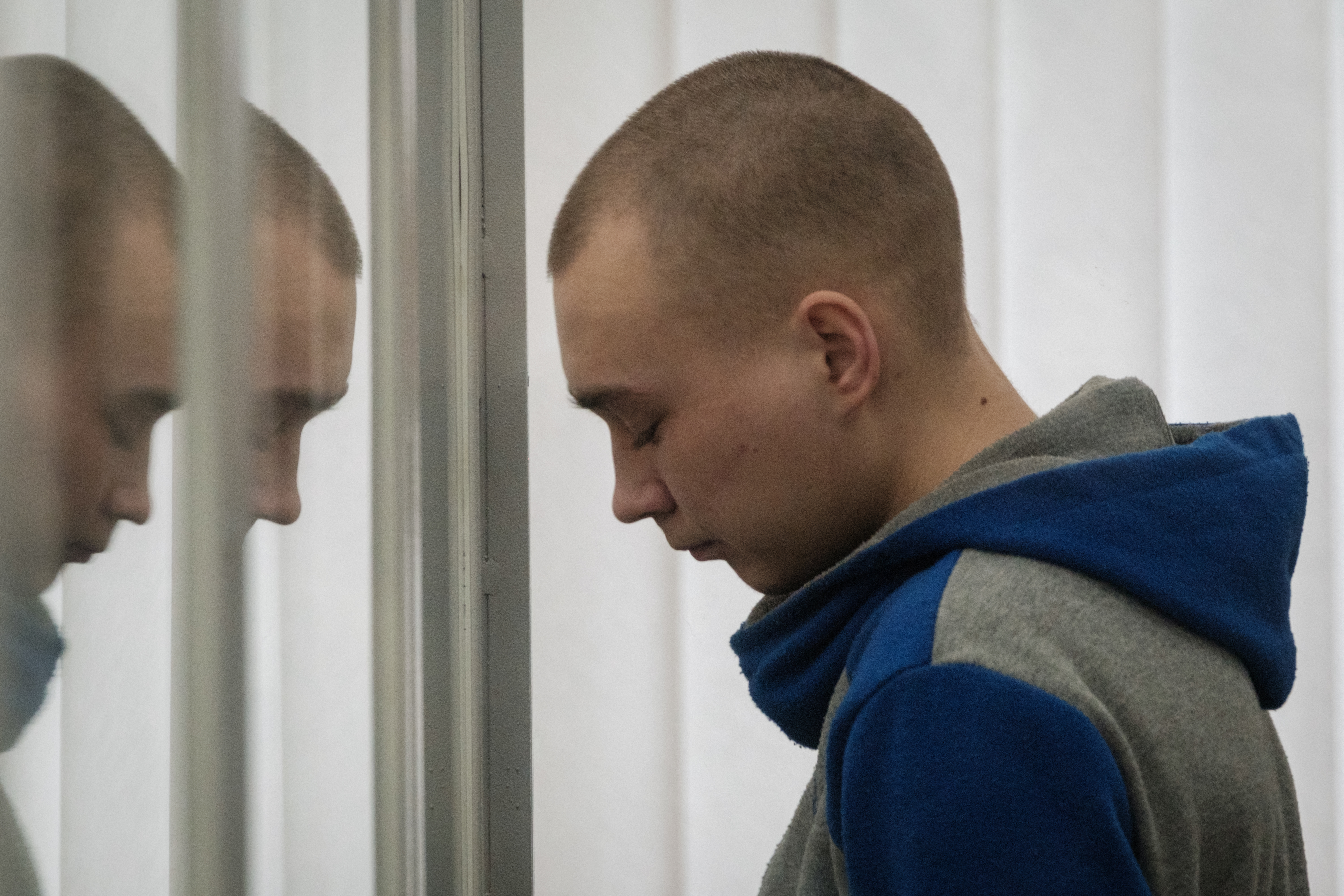 Életfogytiglanra ítélték a háborús bűnnel vádolt orosz katonát