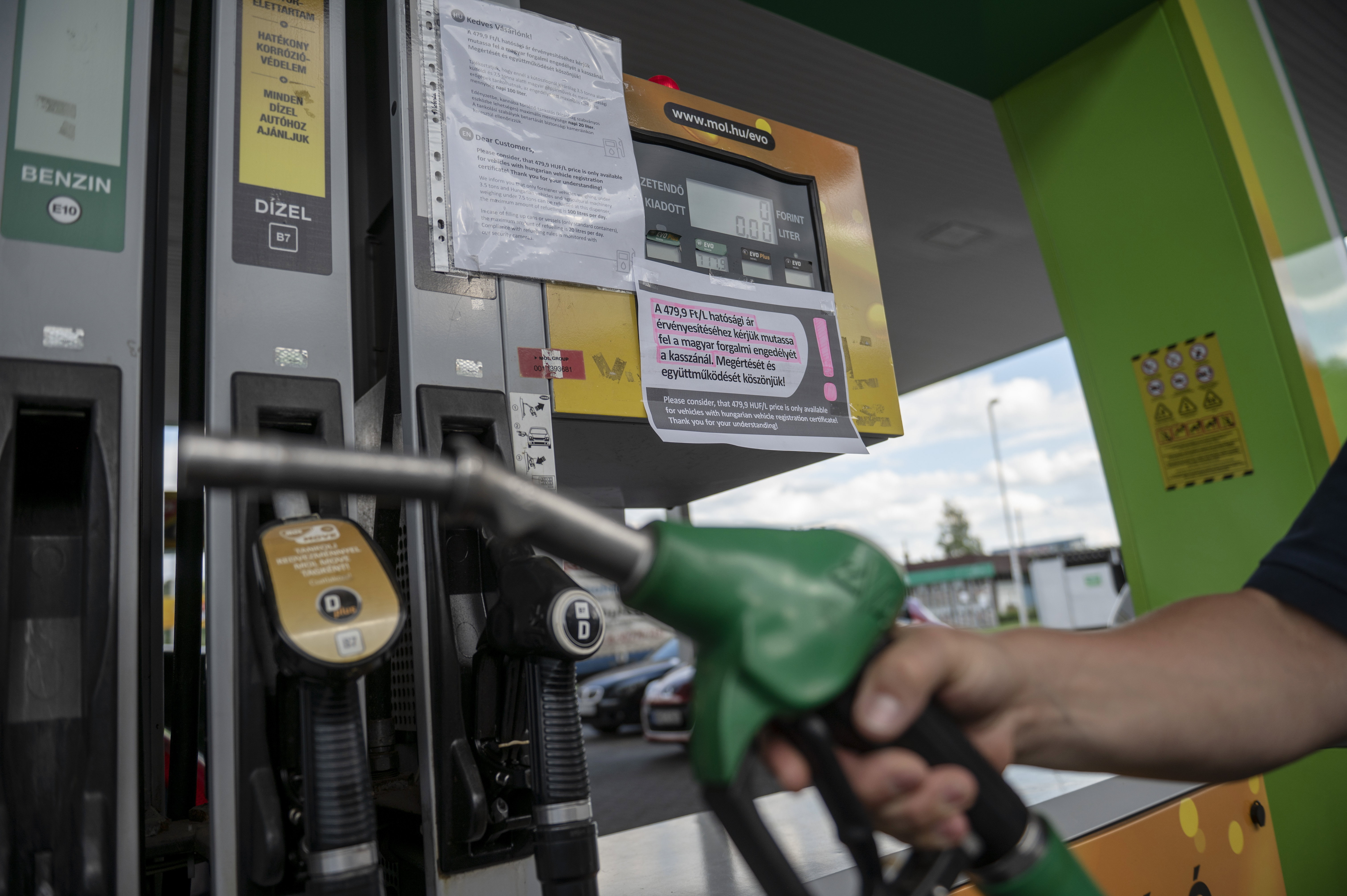 Mosonmagyaróvár környékéről már több magyar rendszámtáblát loptak el a hatósági áras benzin miatt