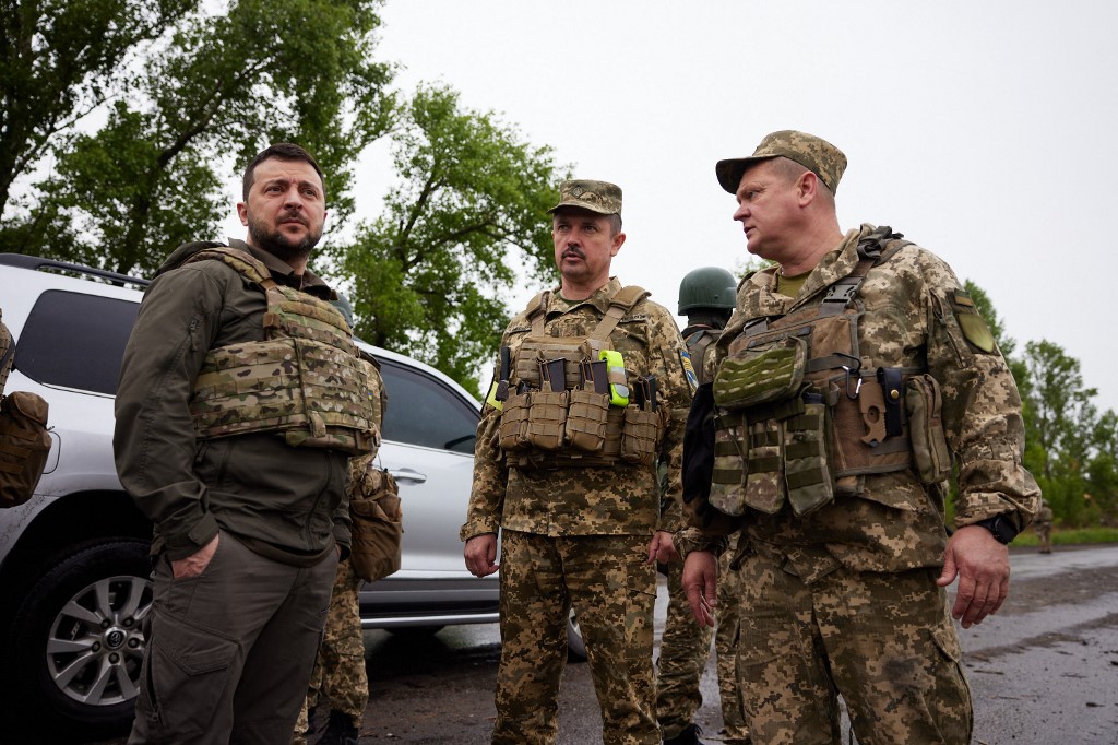 Volodimir Zelenszkij számításai szerint 2603 települést kell még visszavenniük az ukrán erőknek
