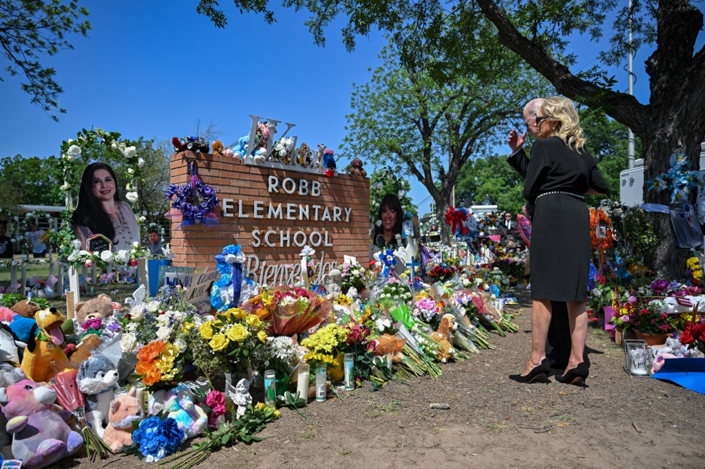 Iskolai mészárlás Texasban: vizsgálat indul annak kiderítésére, hogy helyes döntéseket hoztak-e a rendőrök