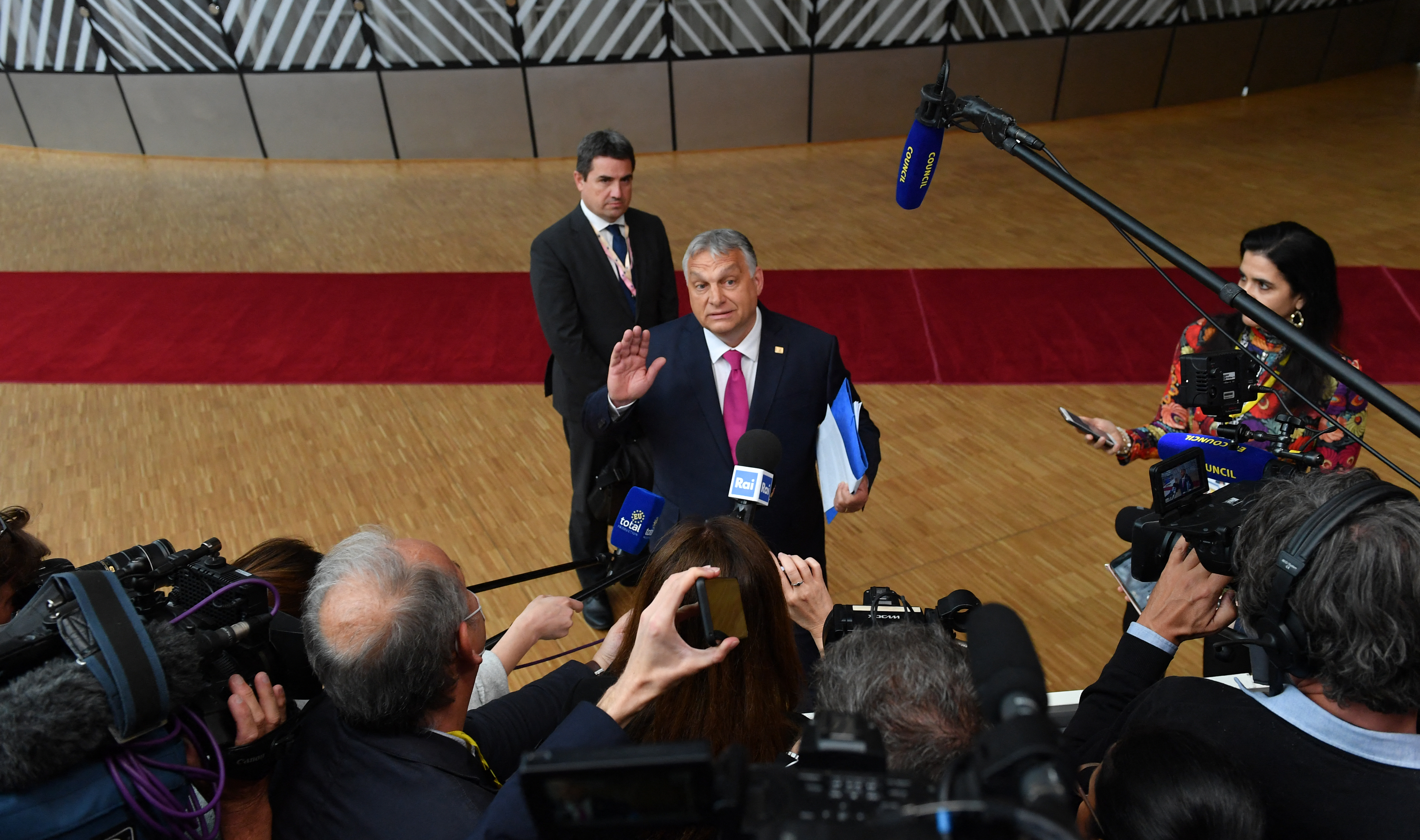 Állítólag távozik a magyar EU-nagykövet