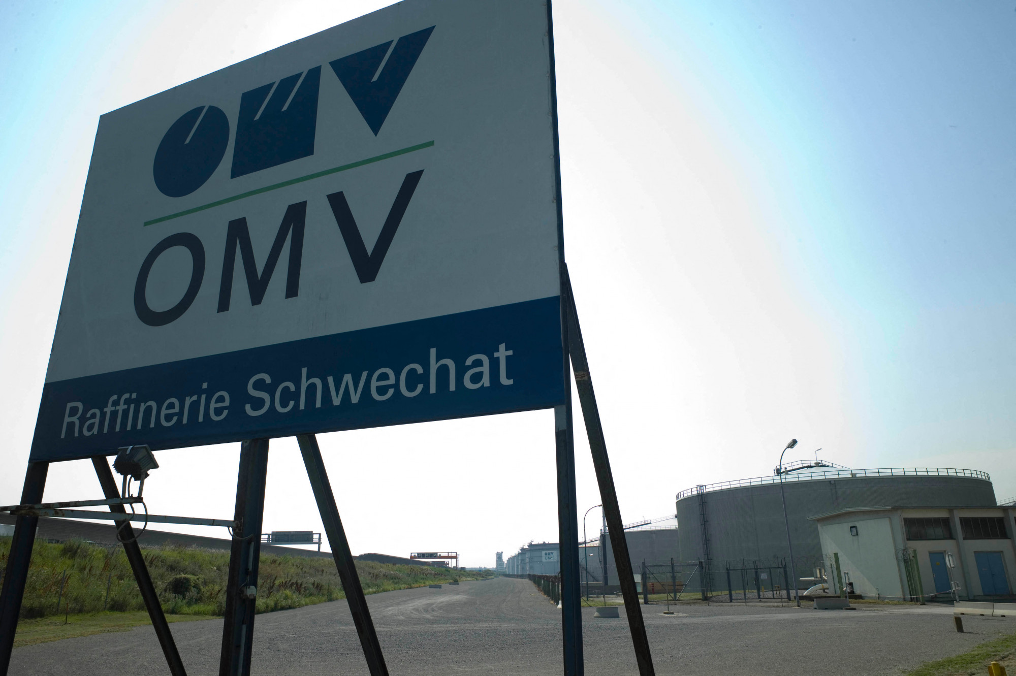 Cáfolja az OMV, hogy ellátási gondokat okozna a schwechati finomító elhúzódó felújítása