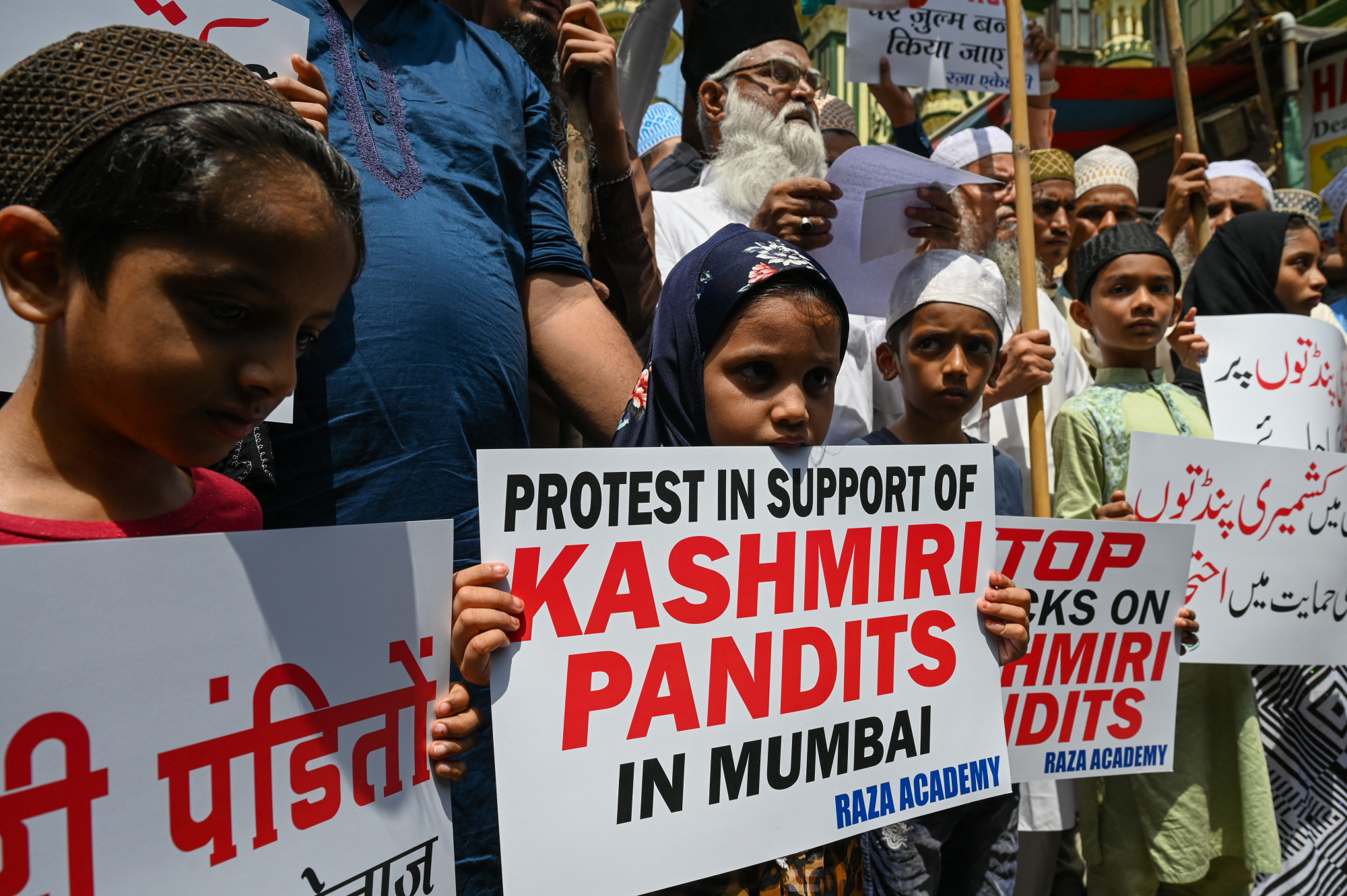 Egyre több hindu menekül el Kasmírból a sorozatos támadások miatt