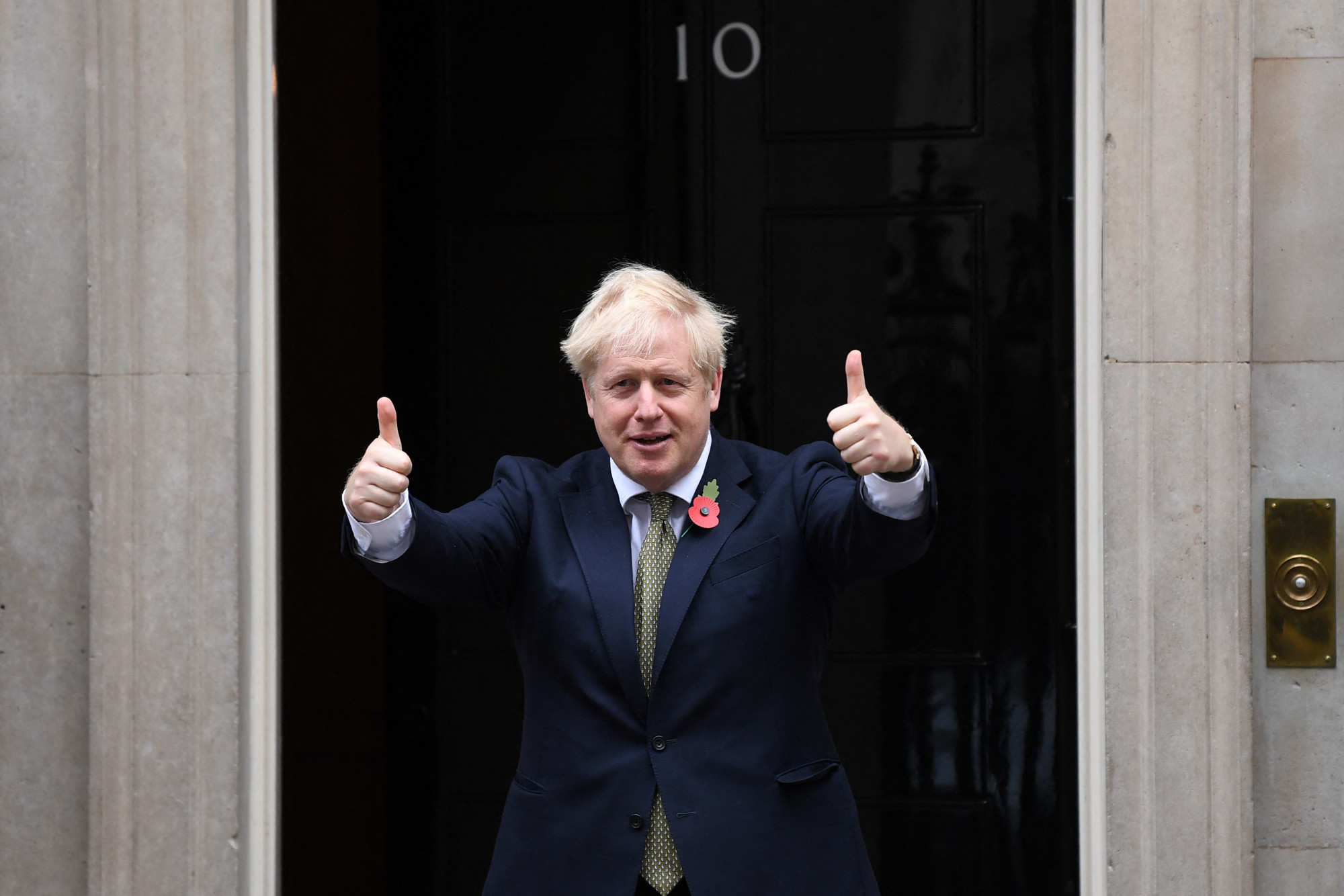 Boris Johnson megnyerte a bizalmi szavazást