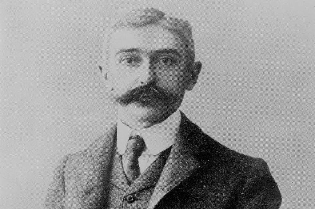 Coubertin báró akkora csodálója volt Hitlernek, hogy autogramot kért tőle, mire a Führer tízezer márkát és egy fotót küldött neki