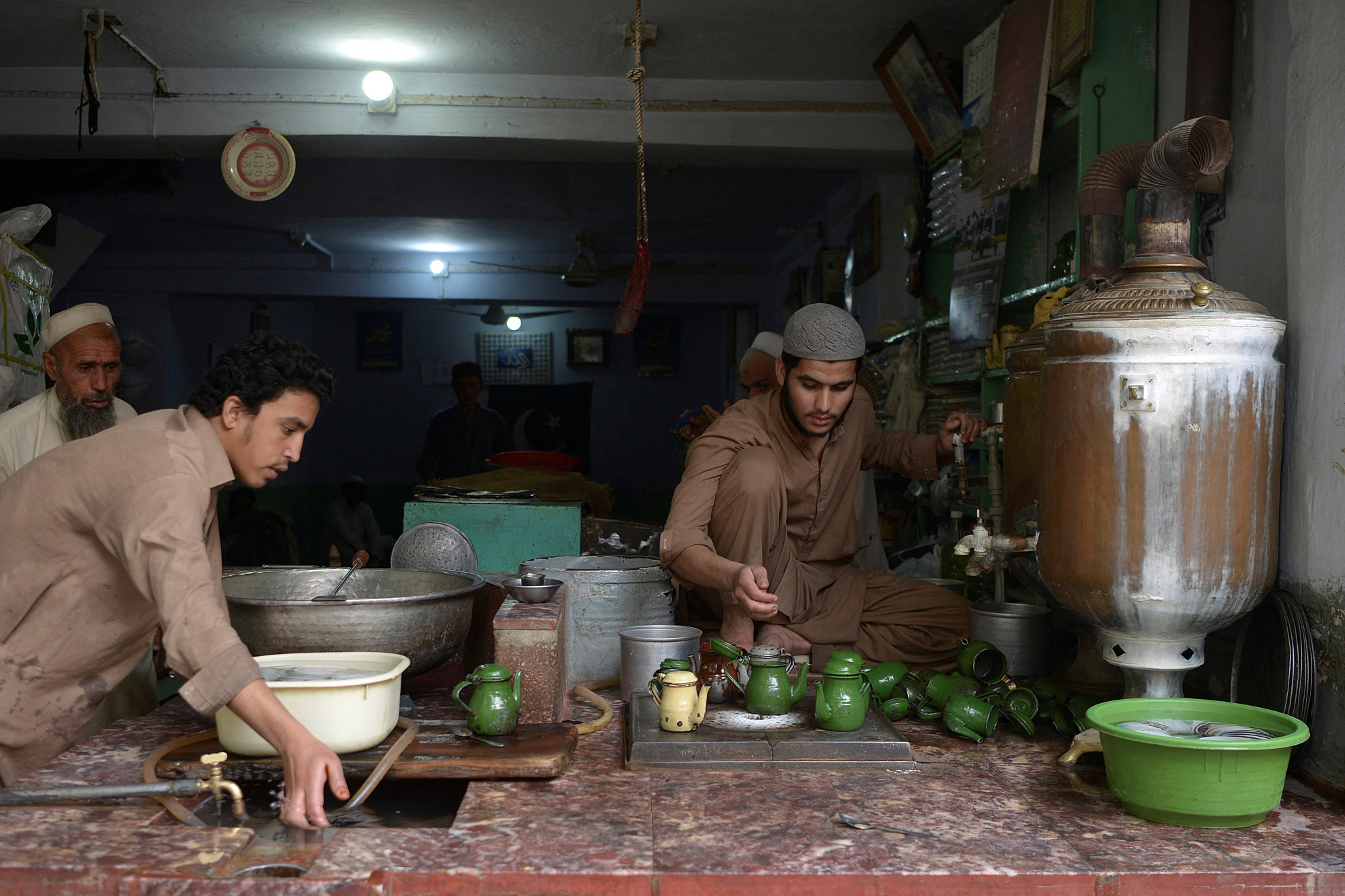 Igyanak kevesebb teát az ország valutatartalékának védelmében, kéri a pakisztáni kormány