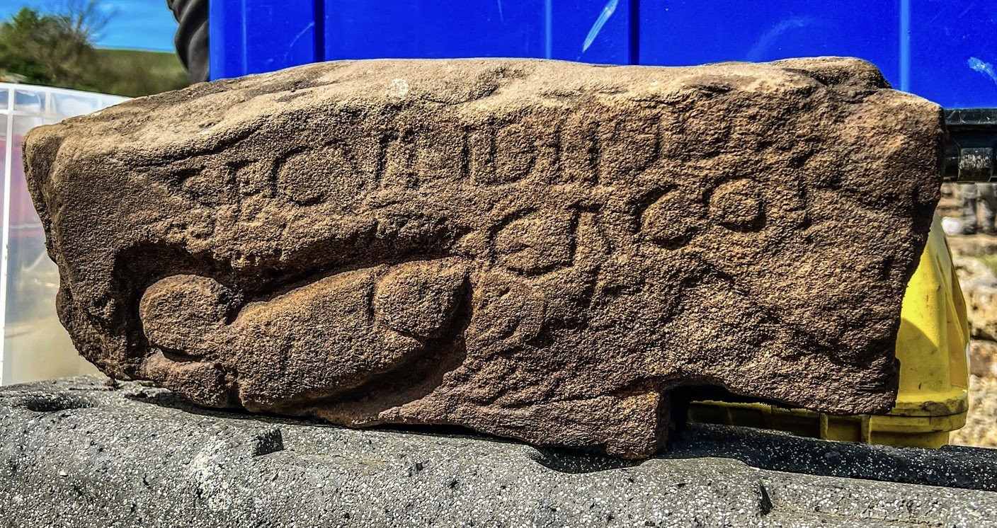 Kőbe vésett fallosszal heccelődött 1700 éve egy ókori graffitis