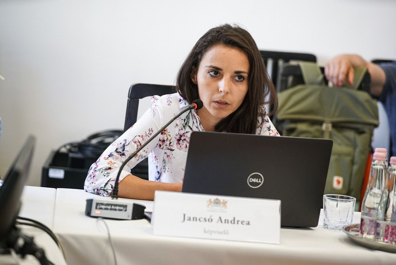 Akadályozta a ferencvárosi polgármester munkáját, ezért kizárják a Momentumból Jancsó Andreát