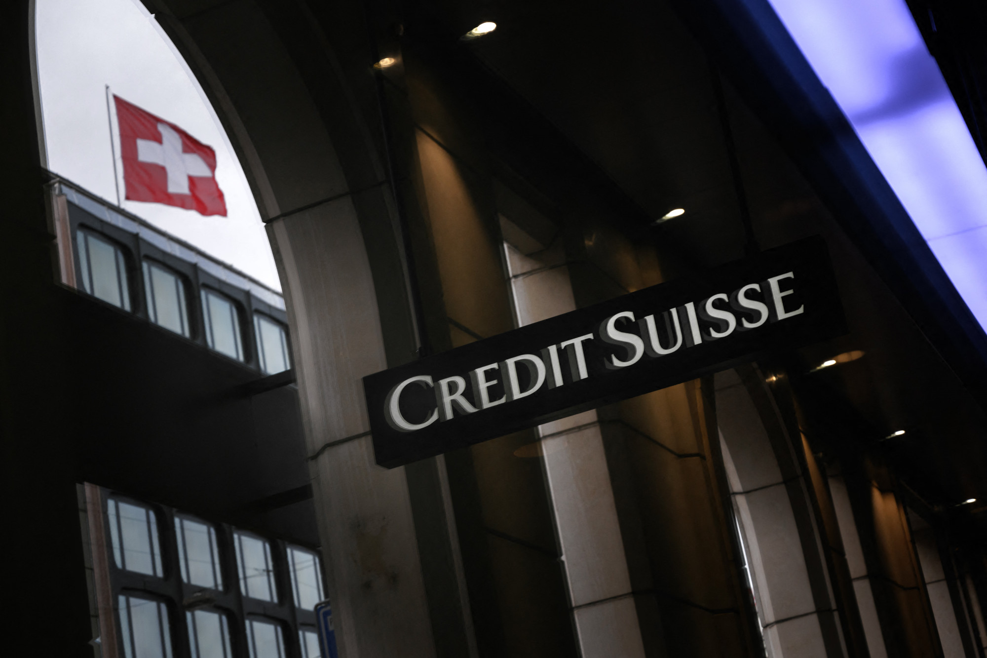 Bűnösnek találták pénzmosás vádjában a svájci Credit Suisse bankot