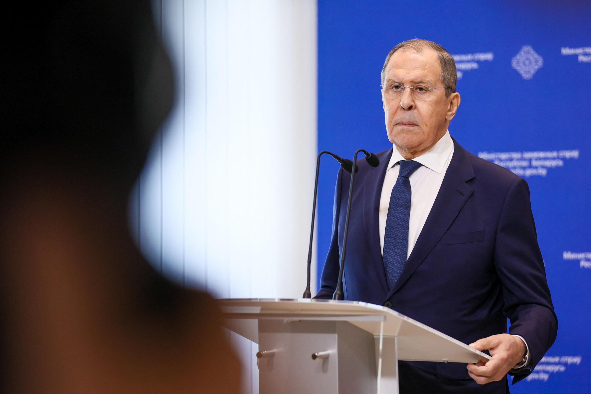 Szergej Lavrov szerint új vasfüggöny ereszkedik le Európában