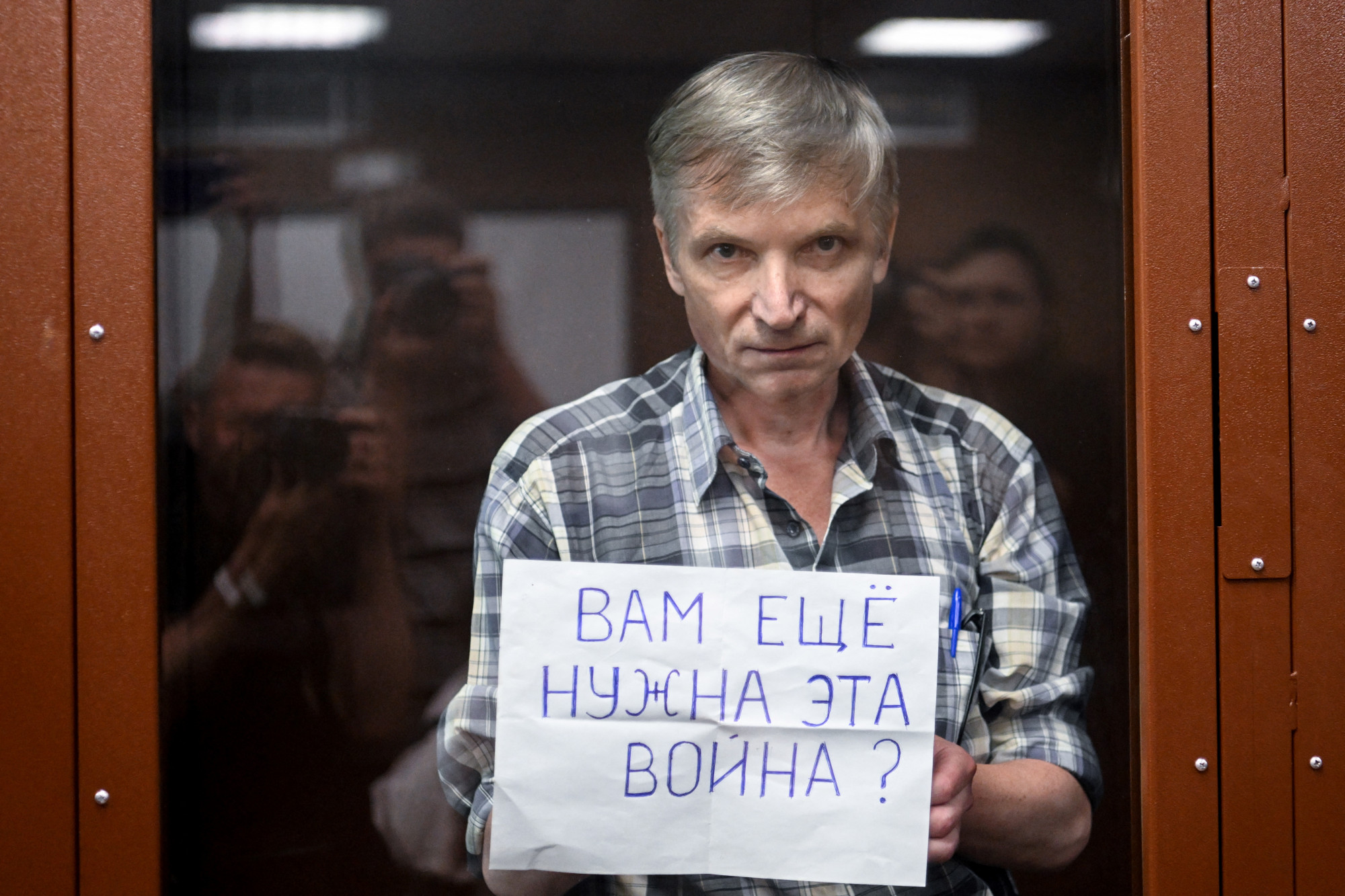 Hét év börtönt kapott egy moszkvai önkormányzati képviselő, mert bírálta Ukrajna lerohanását