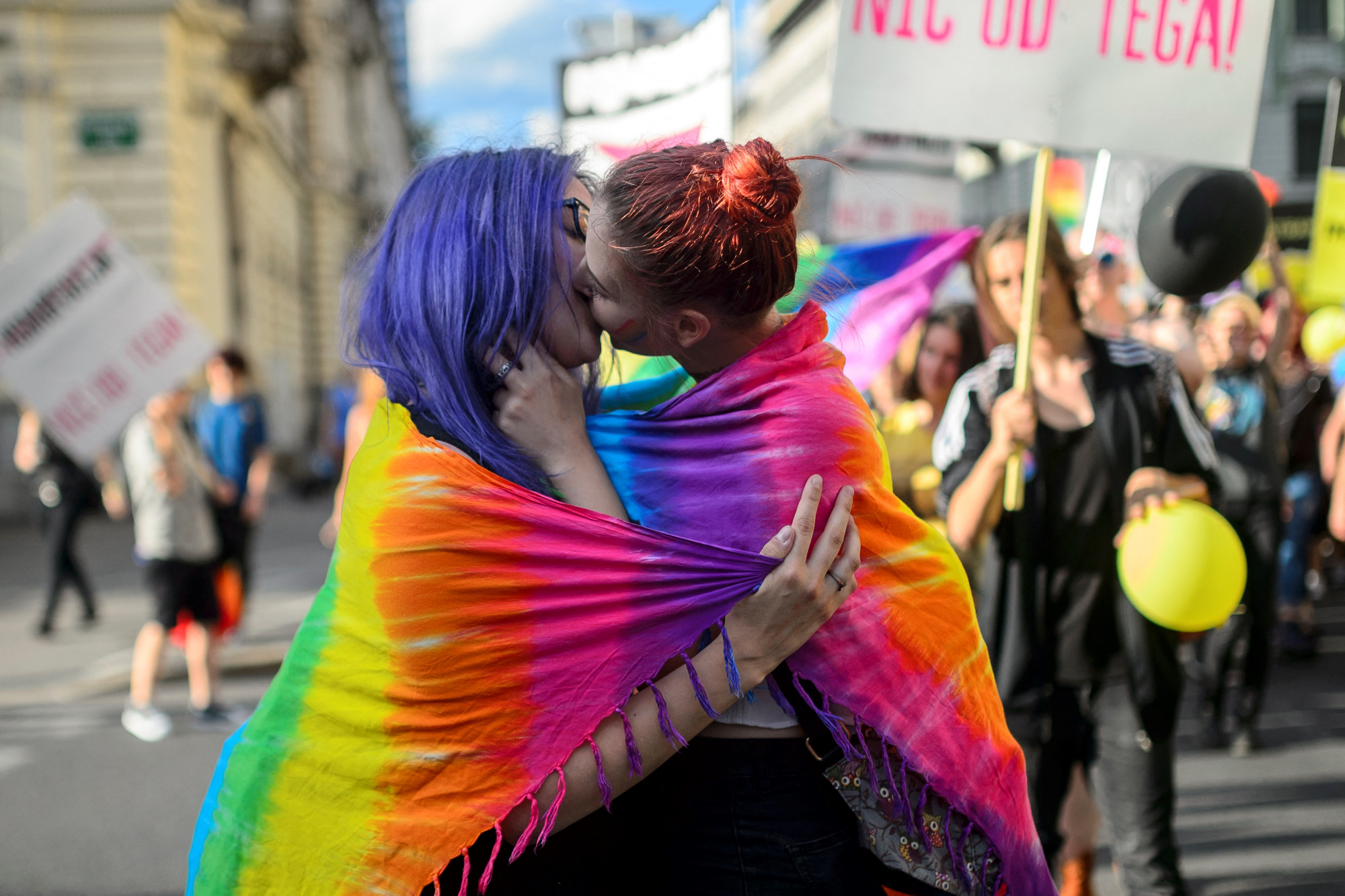 Szlovénia alkotmánybírósága szerint alkotmányellenes volt a melegházasság betiltása