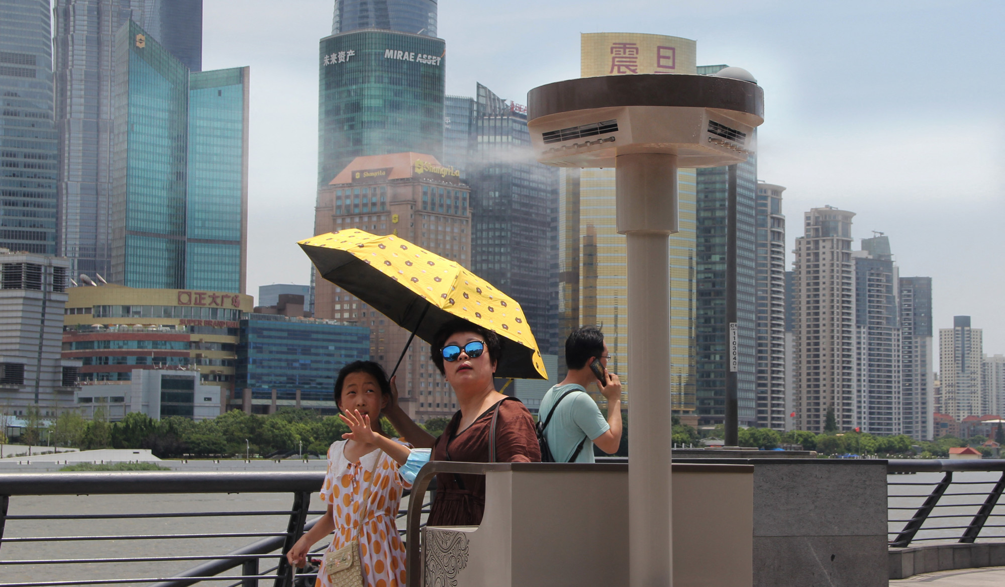 40 fokos forróság, hőségriadó Kínában