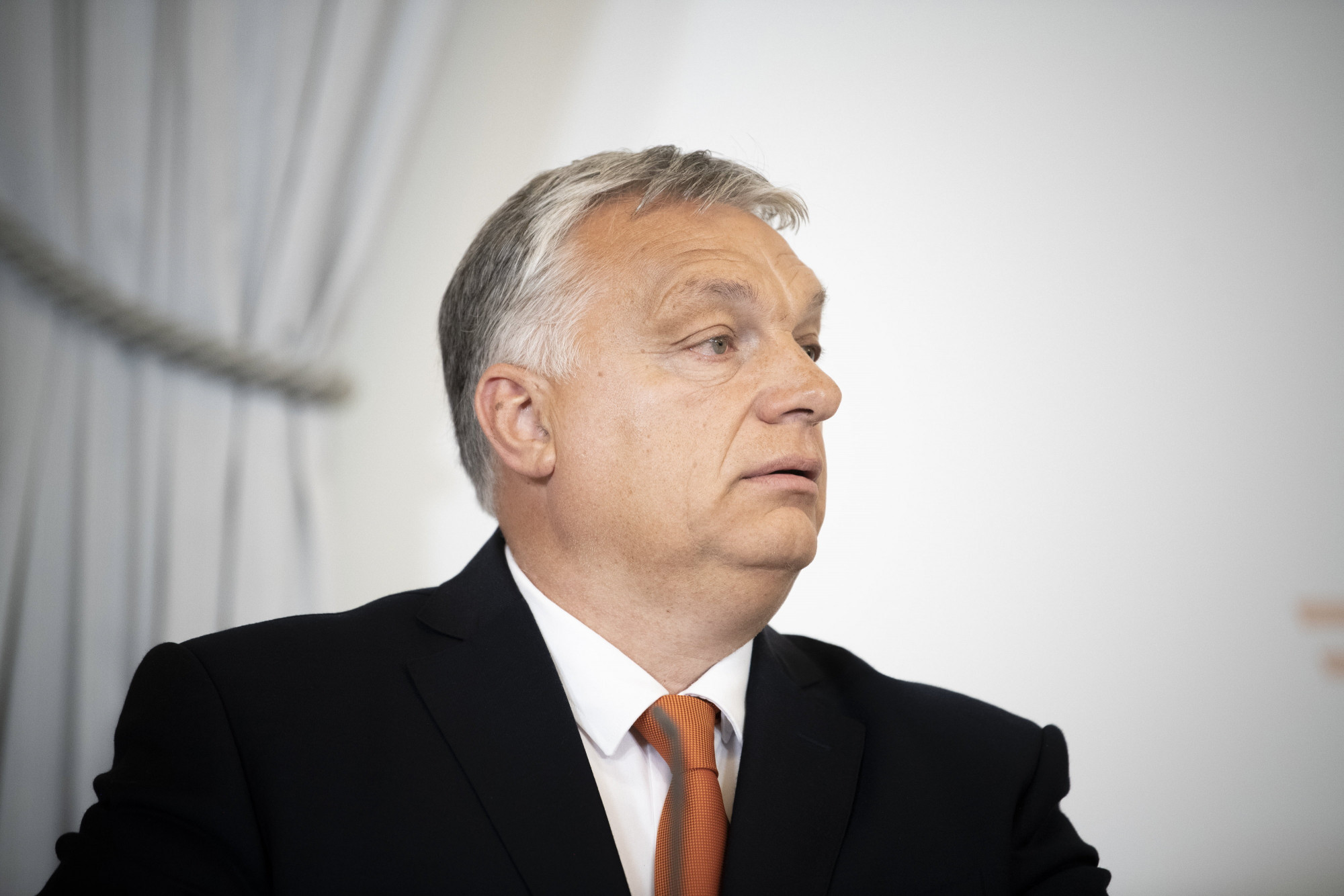 Orbán: Az átlag felett fogyasztónak gondoskodnia kell arról, hogy csökkentse a fogyasztását, vagy keressen annyi pénzt, hogy ki tudja fizetni
