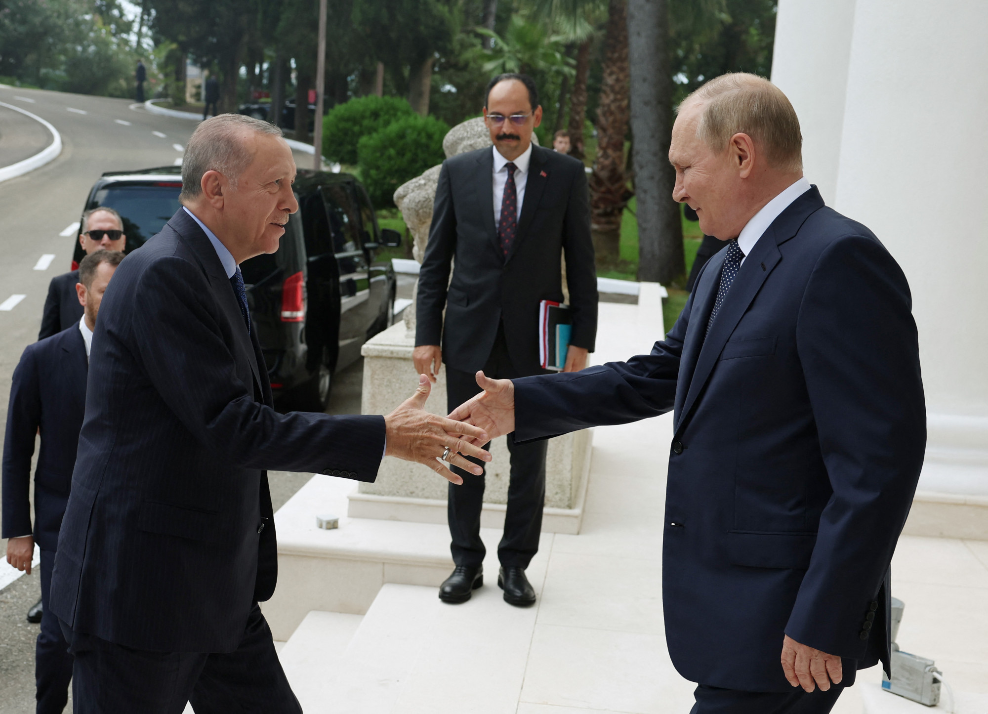 Harci drónokról tárgyalhat Putyin és Erdogan Szocsiban