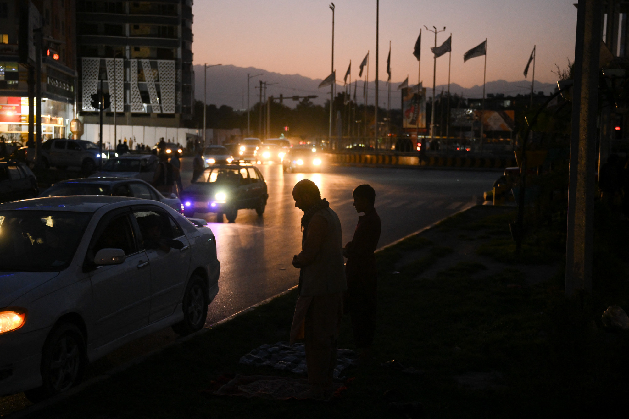 Bomba robbant Kabulban