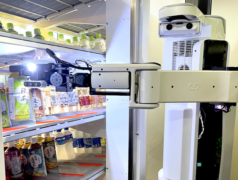 Robotokra cserélik az árufeltöltőket Japán második legnagyobb üzletláncánál