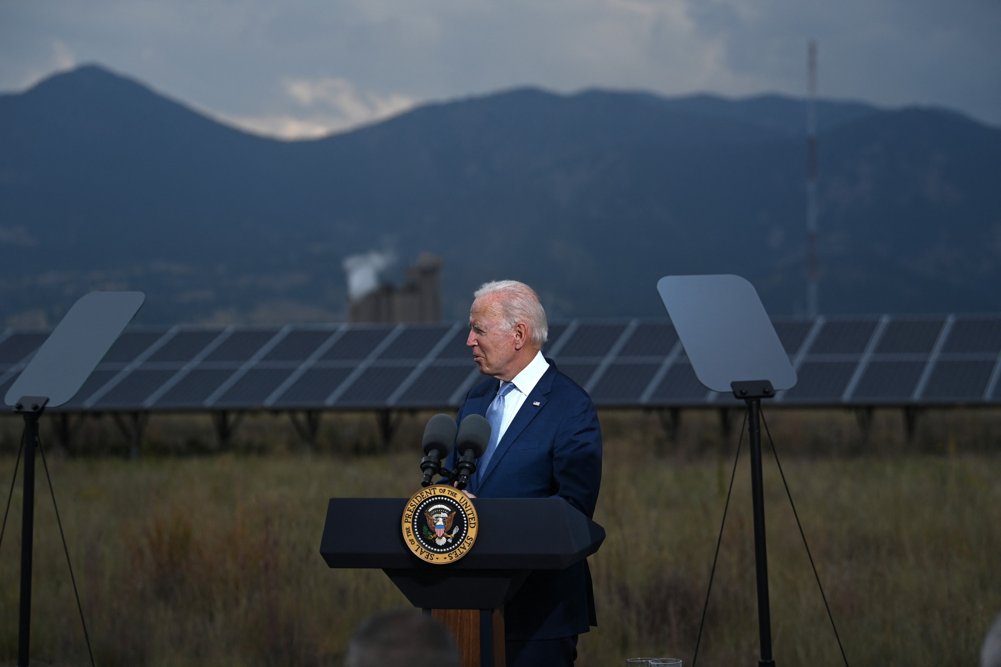 Joe Biden aláírta az amerikai történelem eddigi legfontosabb klímavédelmi törvényét