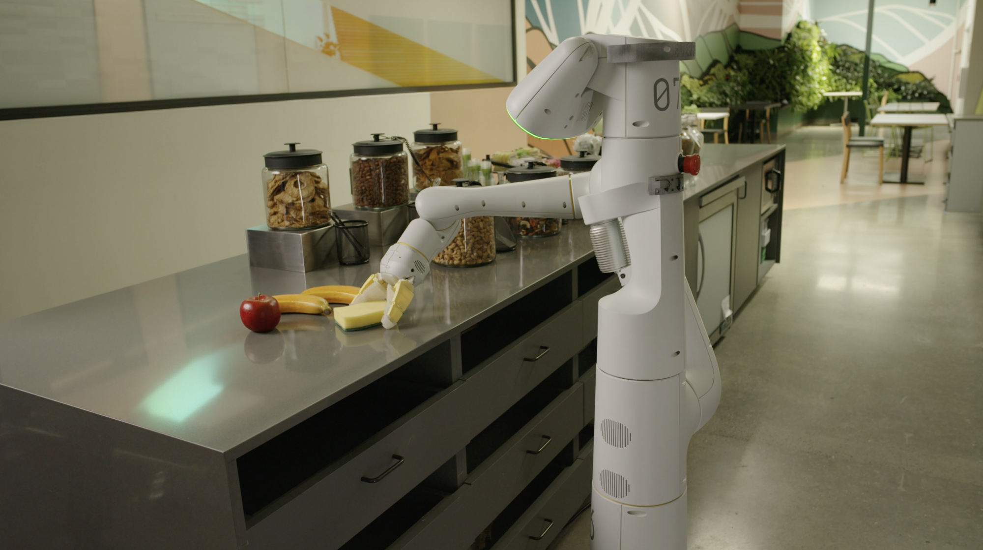 A Google már komplex feladatokra utasítható robotokat tanít be a legfejlettebb nyelvi modelljével