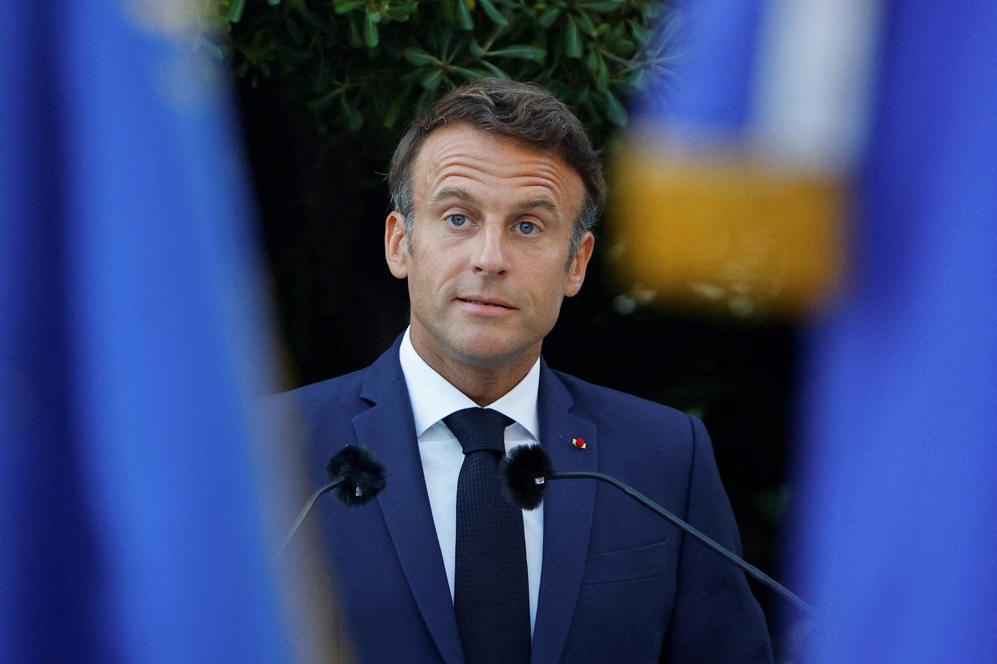 Macron kemény beszédet mondott: El kell fogadnunk, hogy a szabadságnak ára van