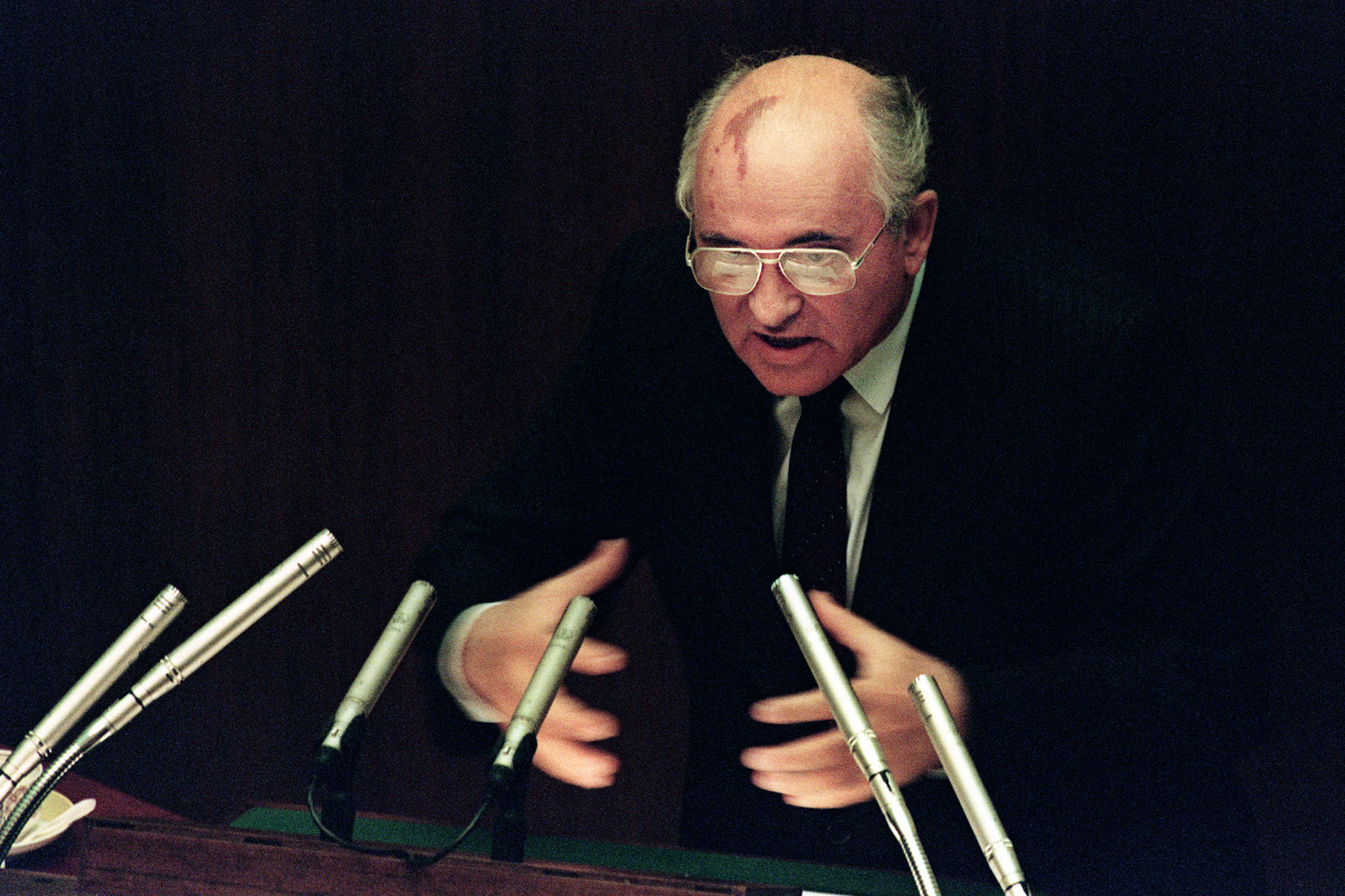 Nemzetközi vezetők búcsúznak Gorbacsovtól