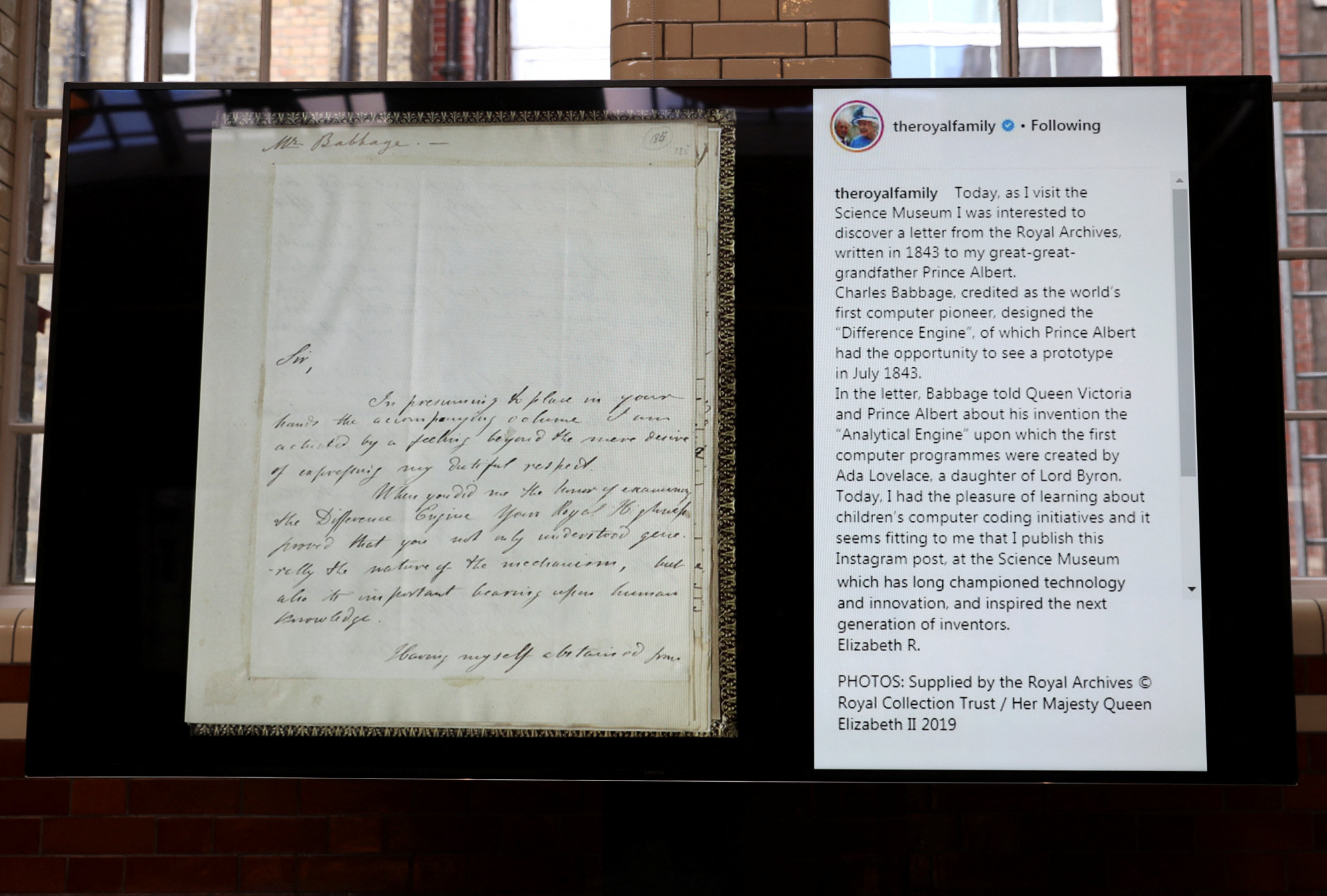 Az eredeti levél és a róla szóló Insta-poszt II. Erzsébettől