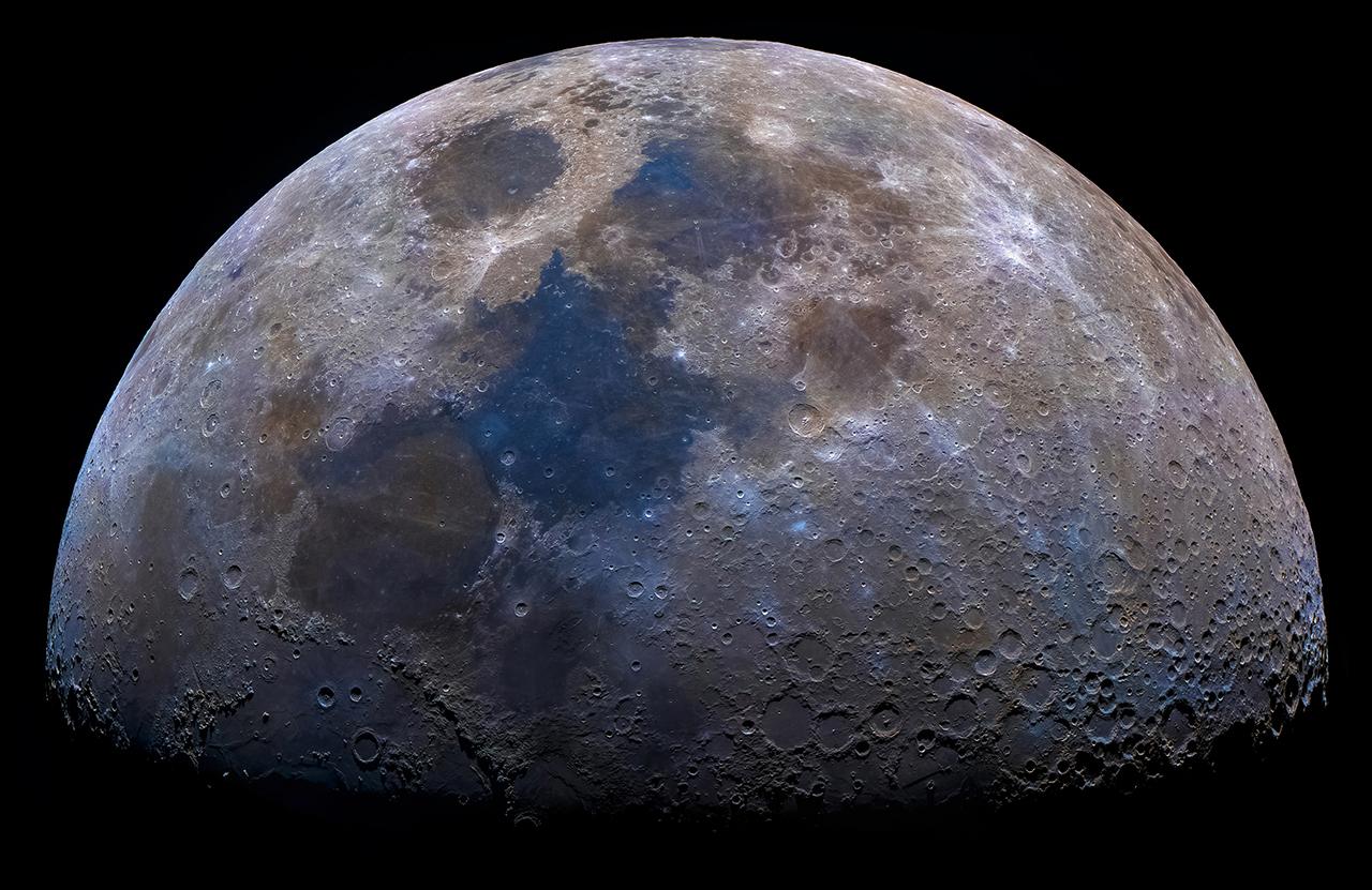 Szabó Péter: Mineral Moon Mosaic (Ásványos Hold-mozaik)