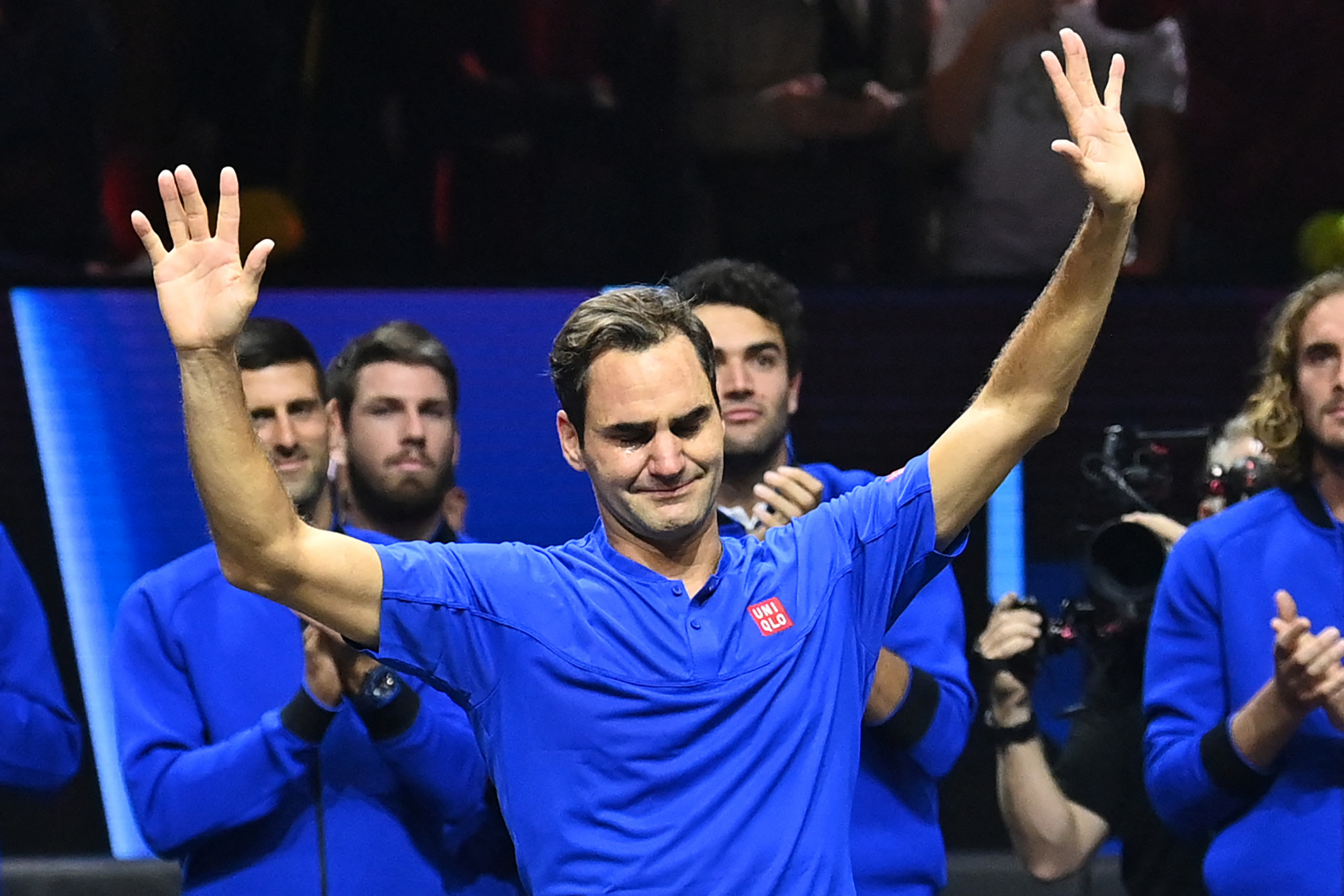 Könnyek közt búcsúzott egymástól Roger Federer és a profi tenisz világa