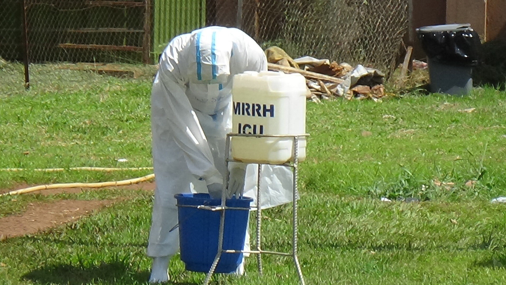 Terjed az ebola Ugandában, egyre több a haláleset