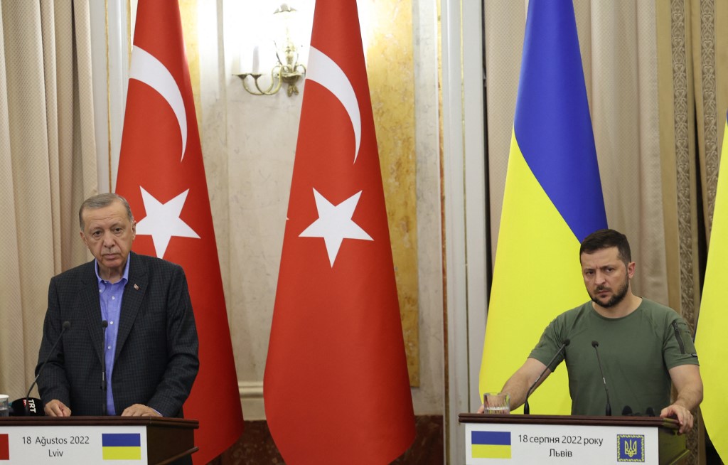 Moszkva nem boldog az Ukrajnába érkező török haditechnikától, de Erdoğannak nem érdeke egy erős Oroszország