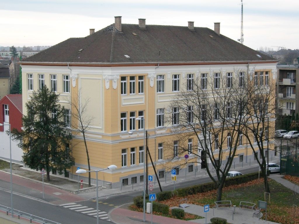 Győrben és Debrecenben is összevonnak iskolákat, hogy csökkentsék a rezsit