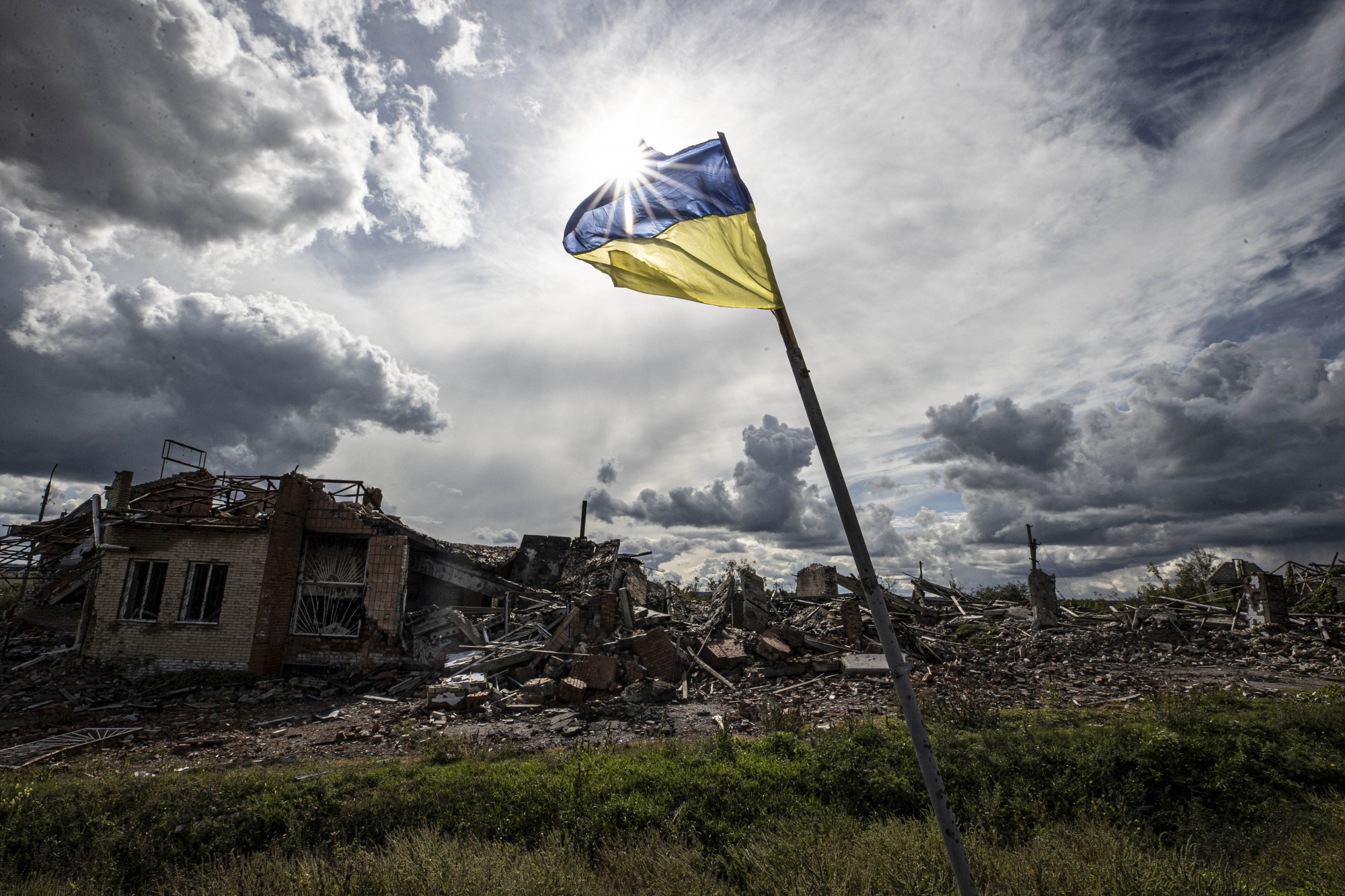 Az ukránok azt mondják, újabb falvakat szabadítottak fel Donyeckben és Herszonban