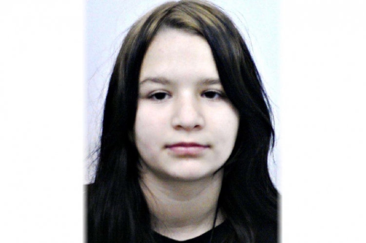 Eltűnt egy 12 éves kislány a Blaha Lujza térről