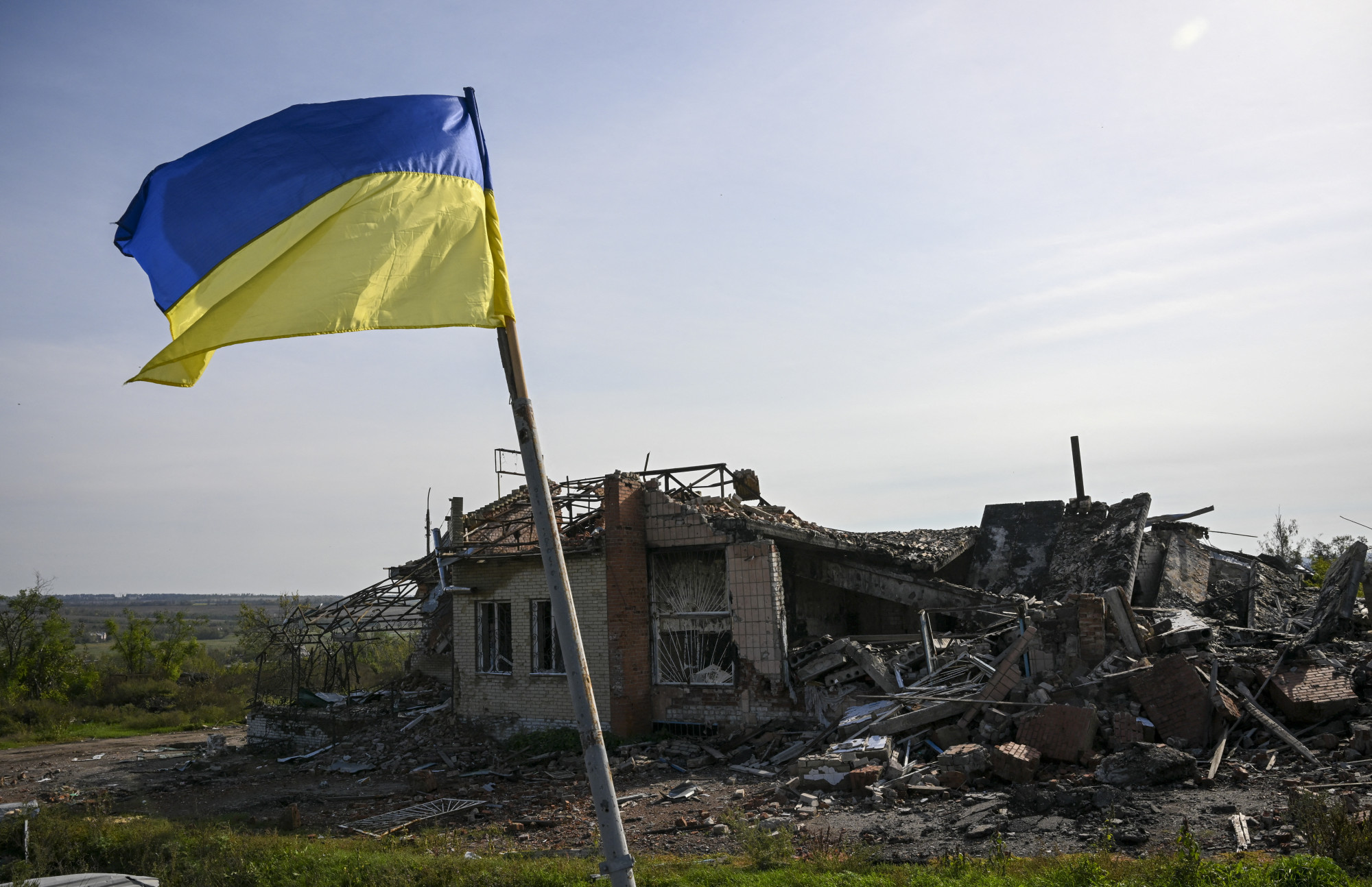 Az ukrán erők felszabadítottak egy Luhanszk megyei falut