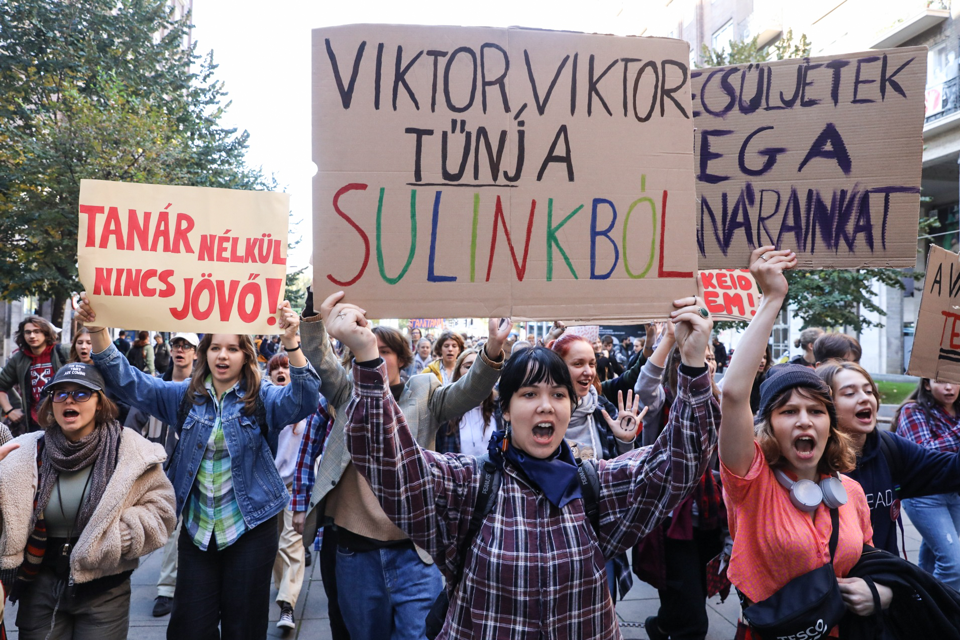„A csend nem rend” – az Eötvös József Gimnázium is csatlakozik az egyhetes sztrájkhoz