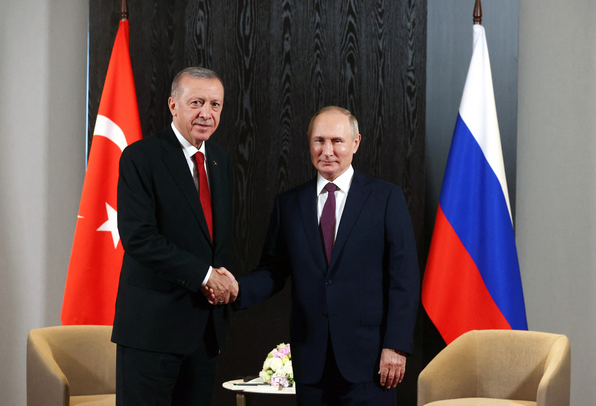 Erdogan szerint ismét a háború befejezéséről tárgyalt  Putyinnal