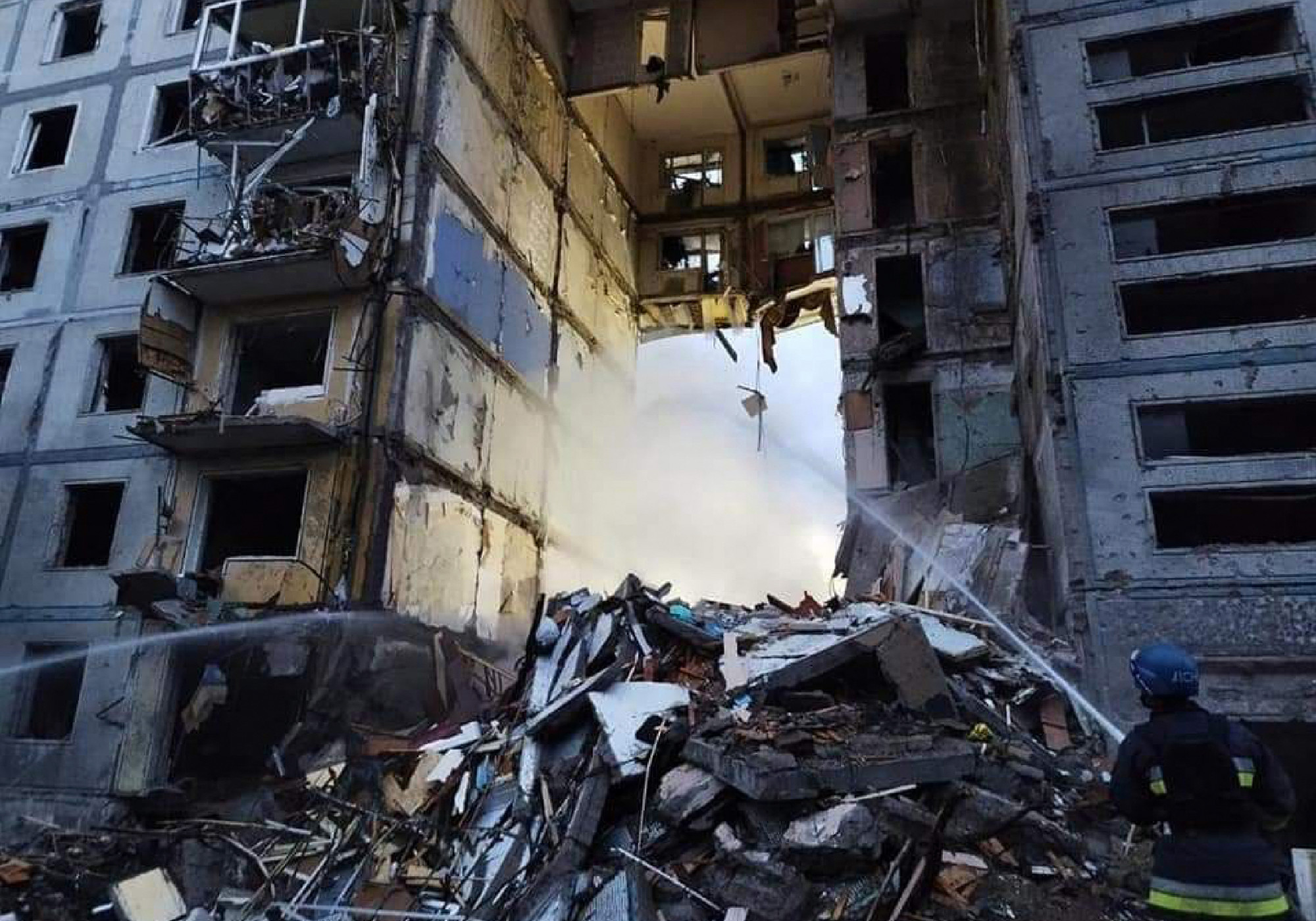 Civileket bombáztak az oroszok Zaporizzsja városában