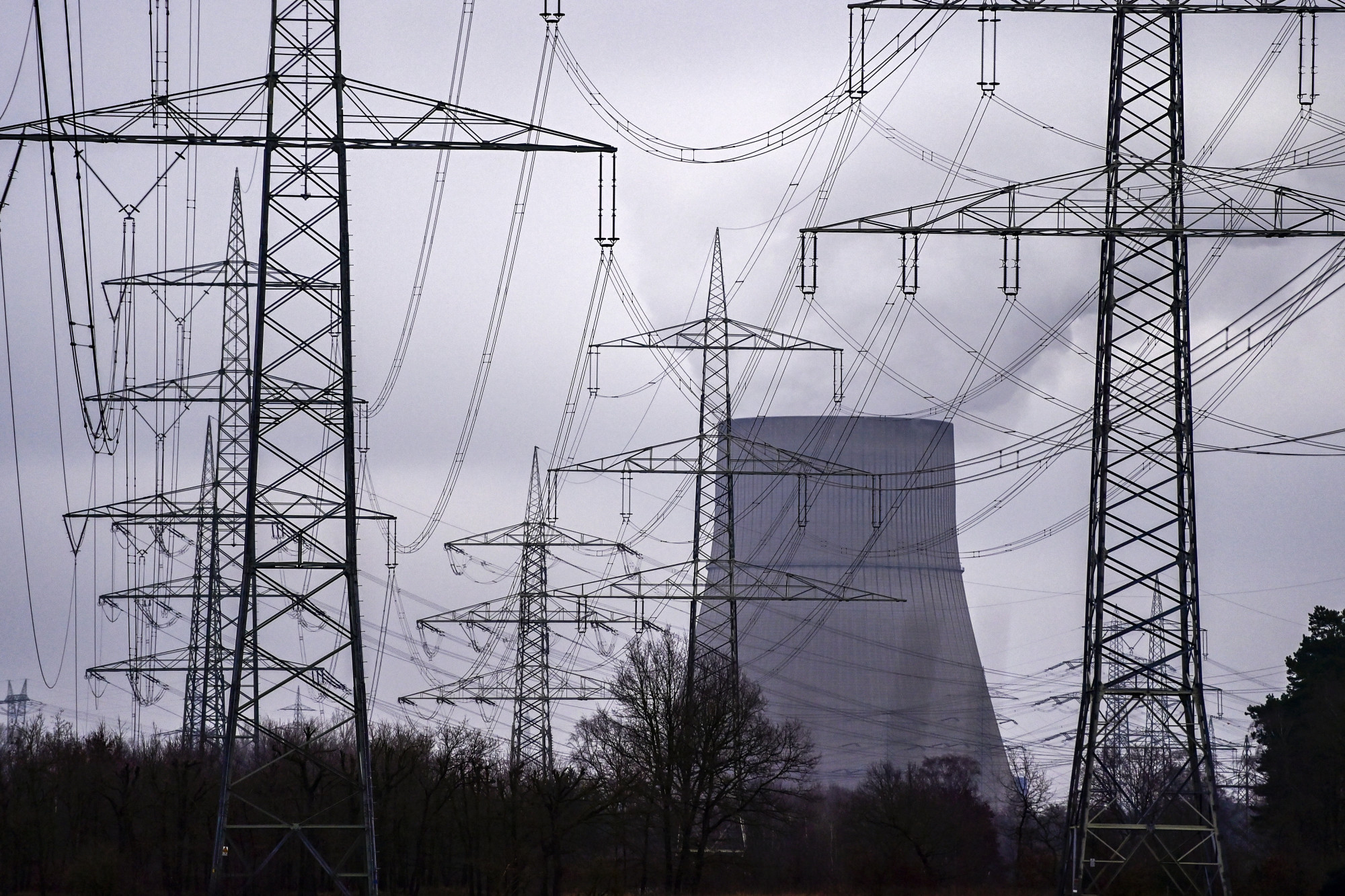 Jövő tavaszig még nem állítják le az utolsó három németországi atomerőművet