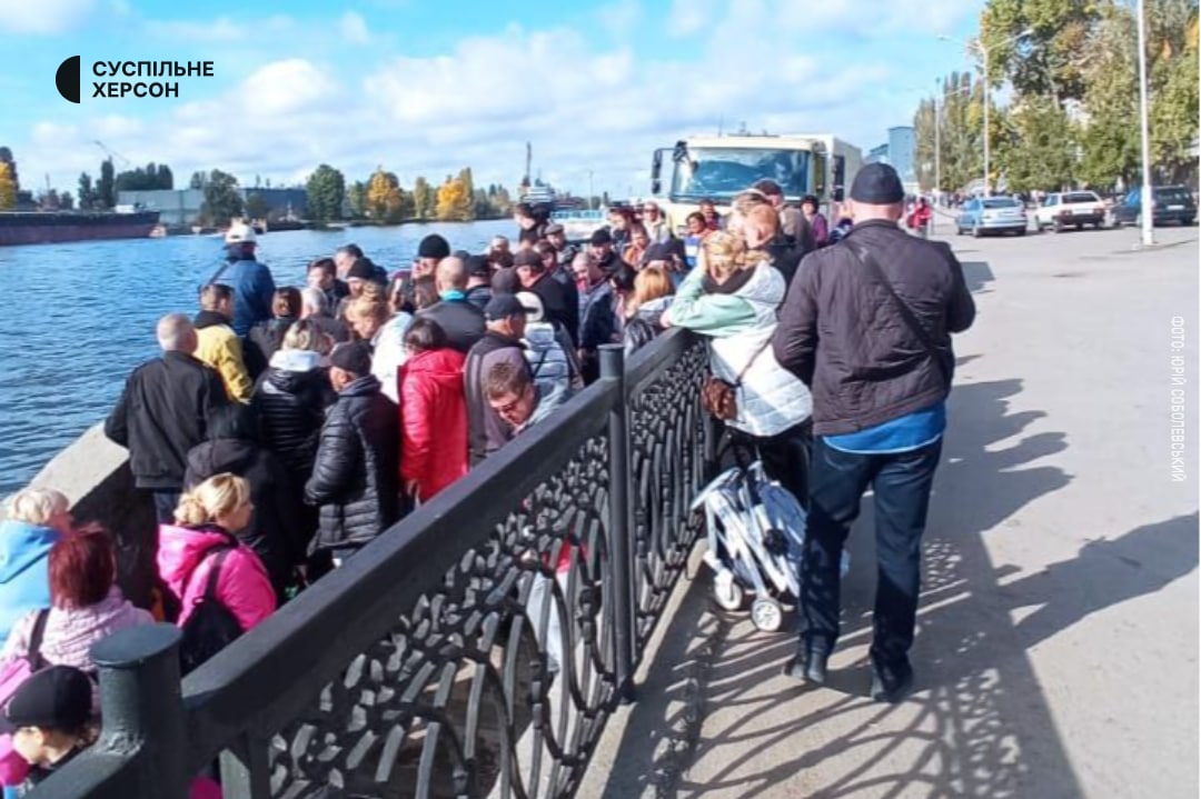 Tízezreket evakuálnak Herszonból az ukrán offenzíva elől