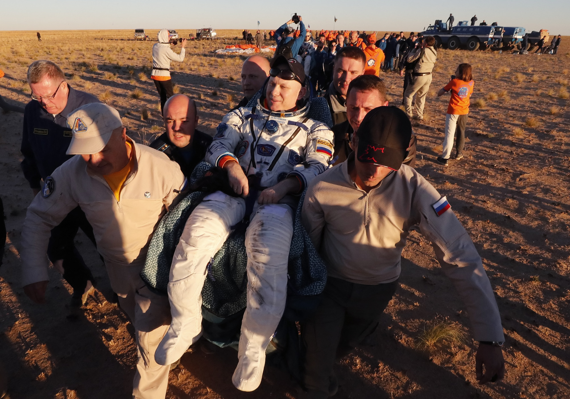 Hazatért az űrből, majd pár nap múlva autóval elütötte kollégáját az orosz űrhajós