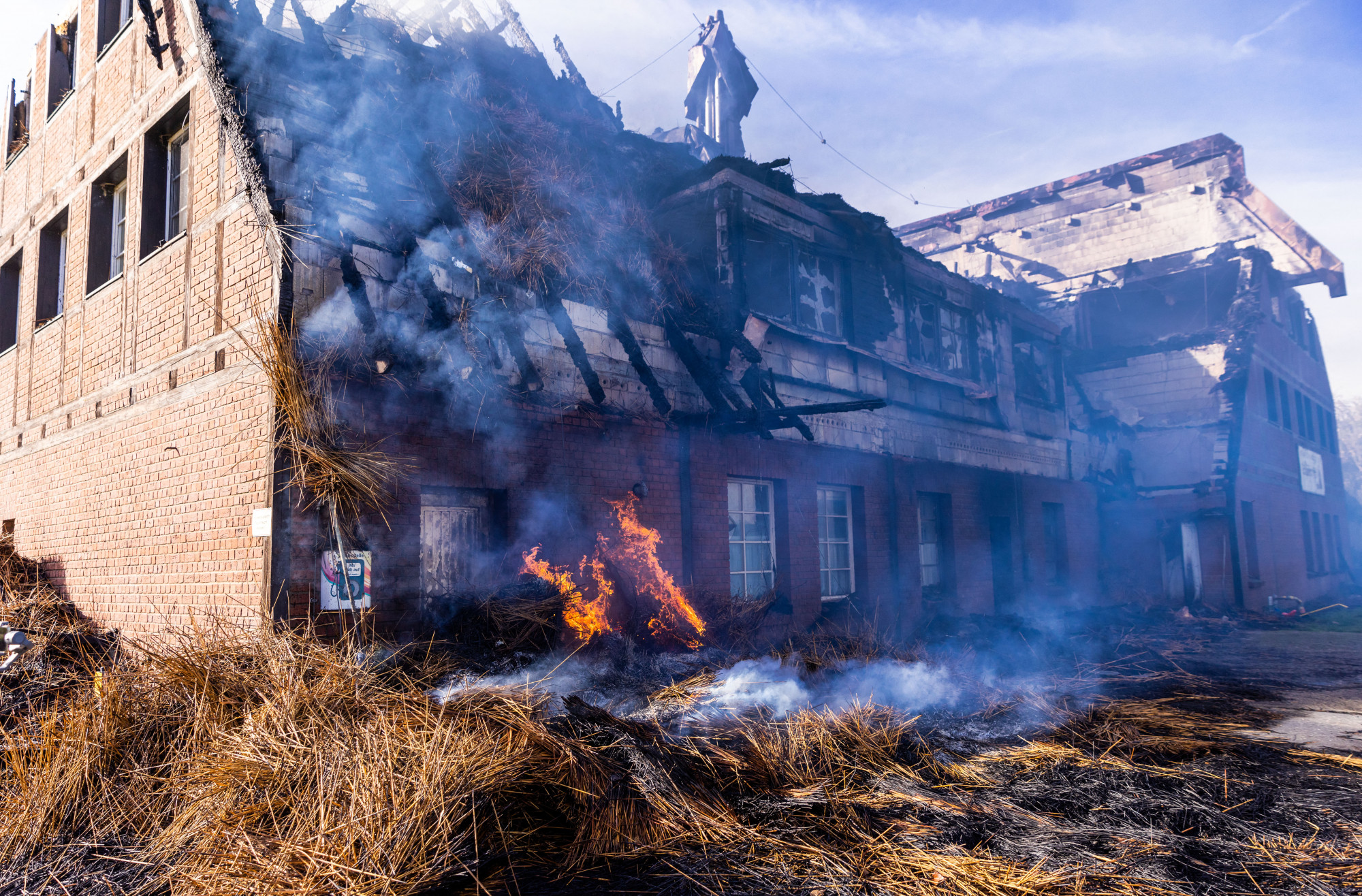 Leégett egy ukrán menekültotthon Hamburg mellett
