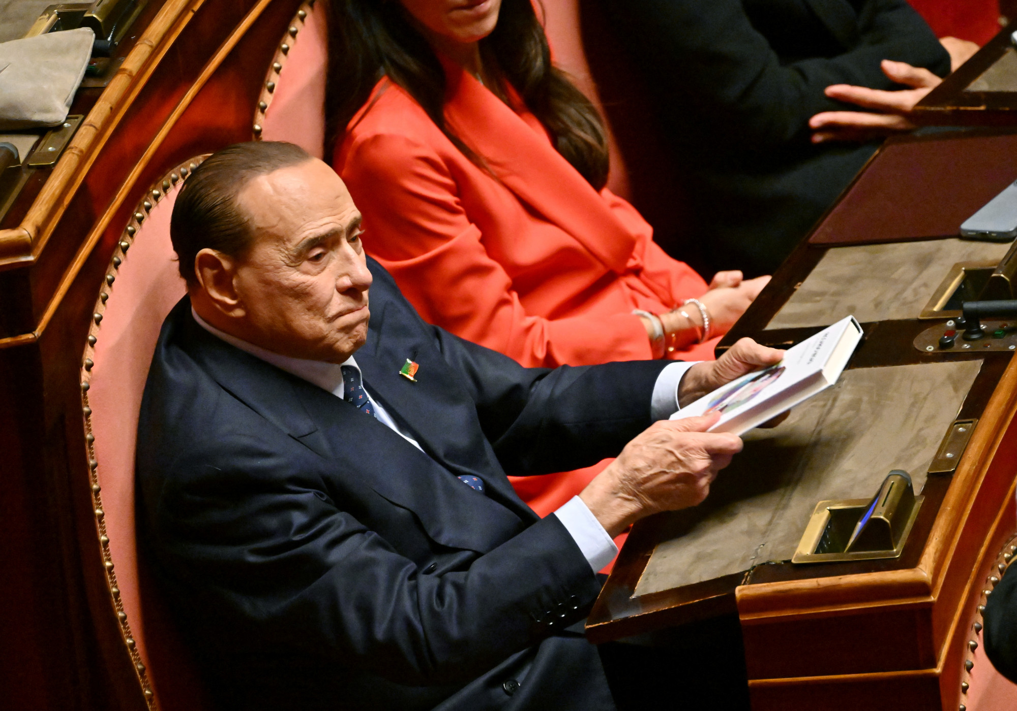 Nem lesz Európai Néppárt konferencia Nápolyban Berlusconi Zelenszkijt fikázó megjegyzése miatt