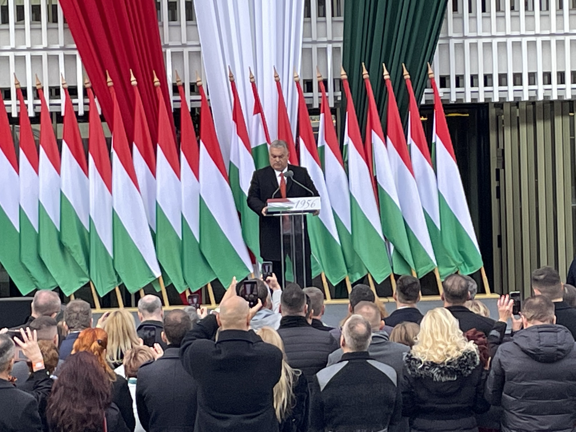 Orbán: Valódi esélyünk volt kivívni a függetlenségünket 1956-ban, de aztán a Nyugat elárult minket