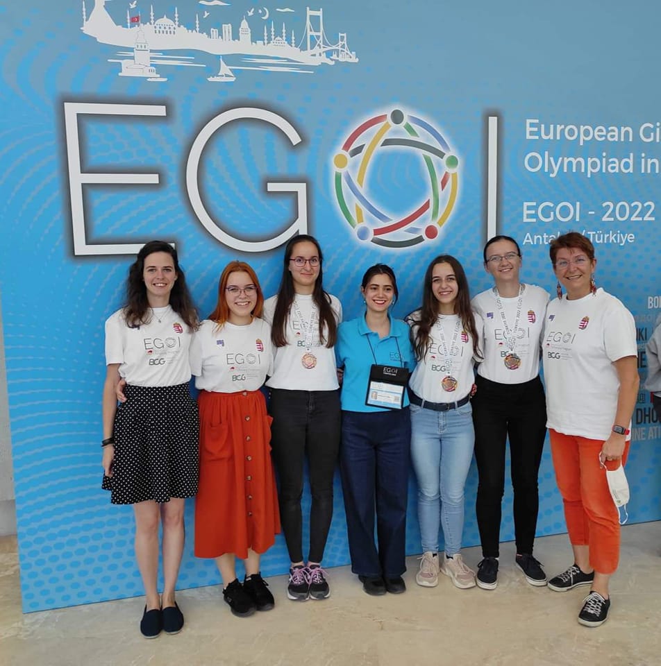 Három magyar bronzérem a második Európai Lány Informatikai Diákolimpián